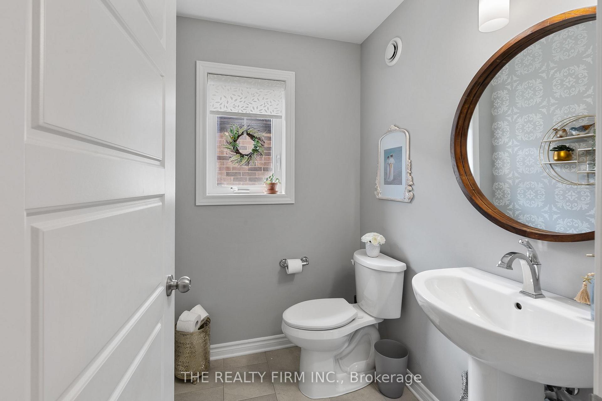 Photo 23 of 34 Ashberry Place, St. Thomas — HOMEH