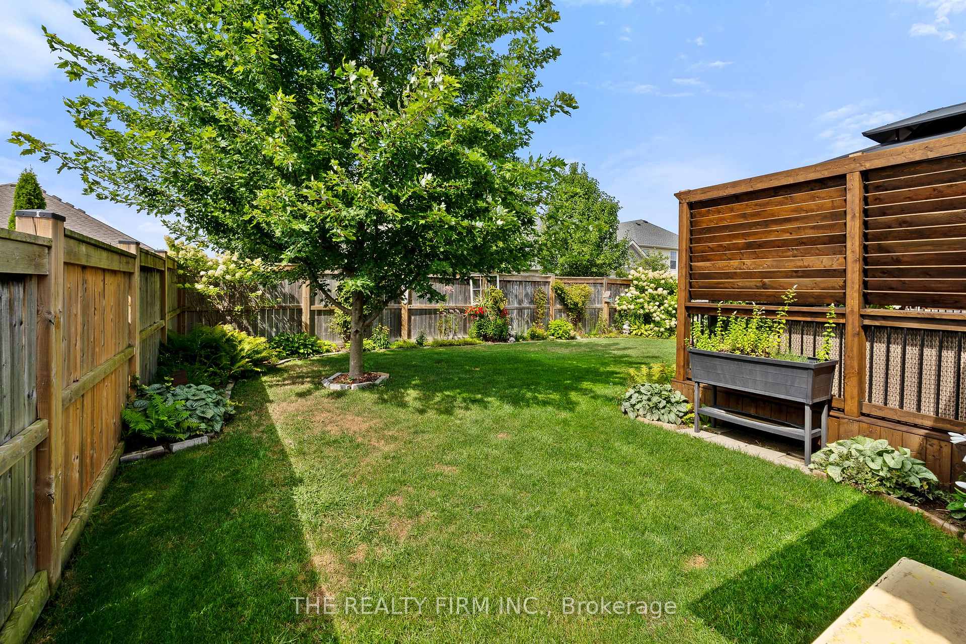 Photo 38 of 34 Ashberry Place, St. Thomas — HOMEH
