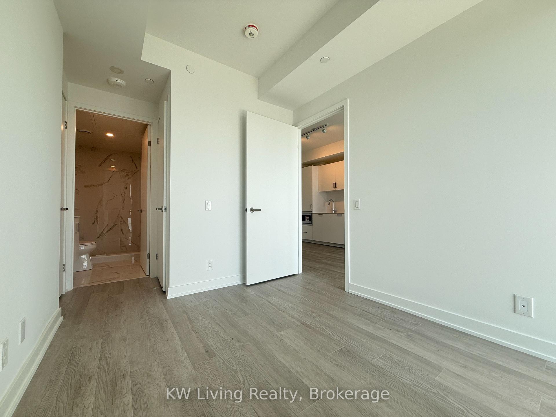 Photo 5 of Unit 5005, 88 Queen Street, Toronto, Church-Yonge Corridor — HOMEH