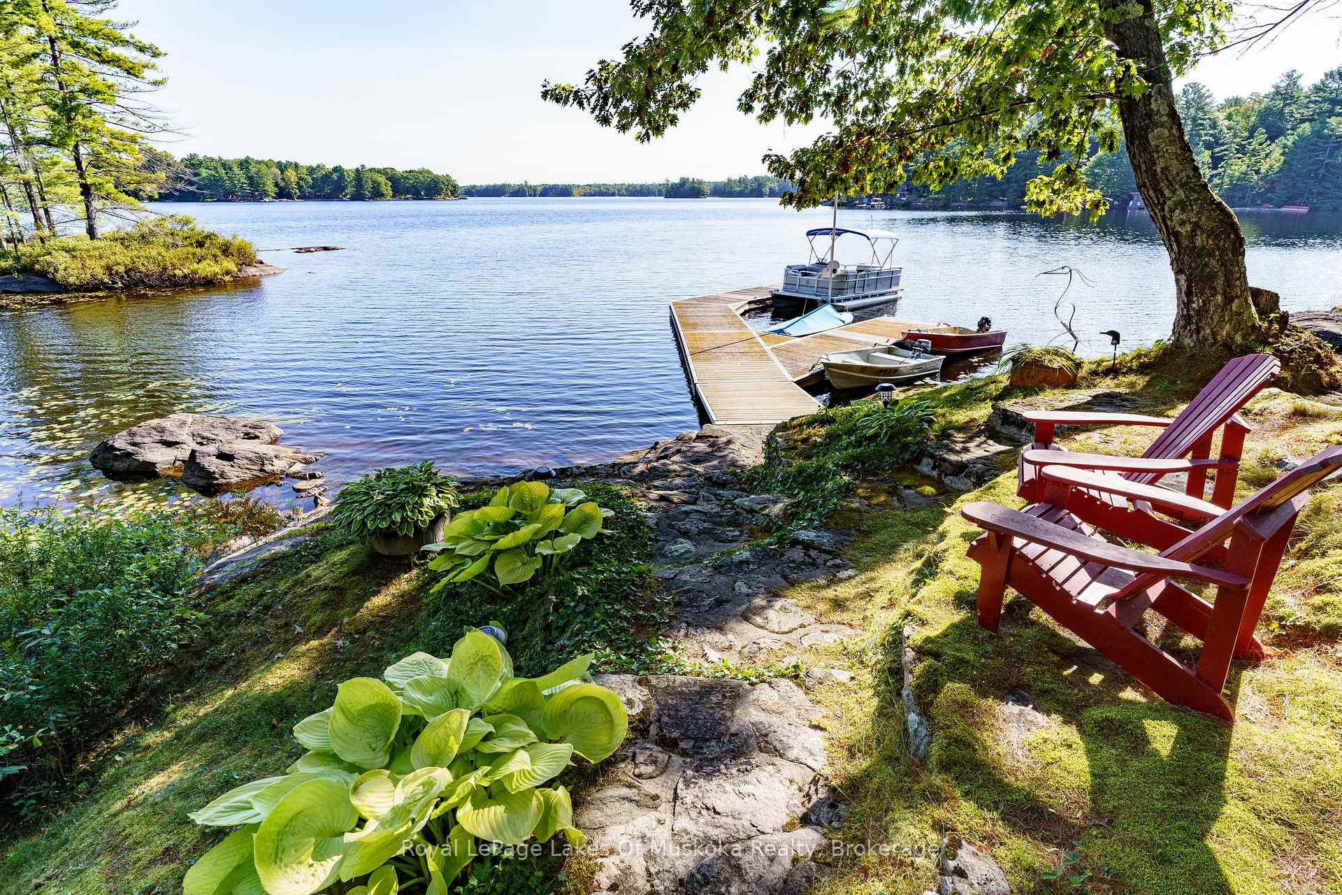 Photo 2 of 27 Island 2ml, Gravenhurst, Wood (Gravenhurst) — HOMEH