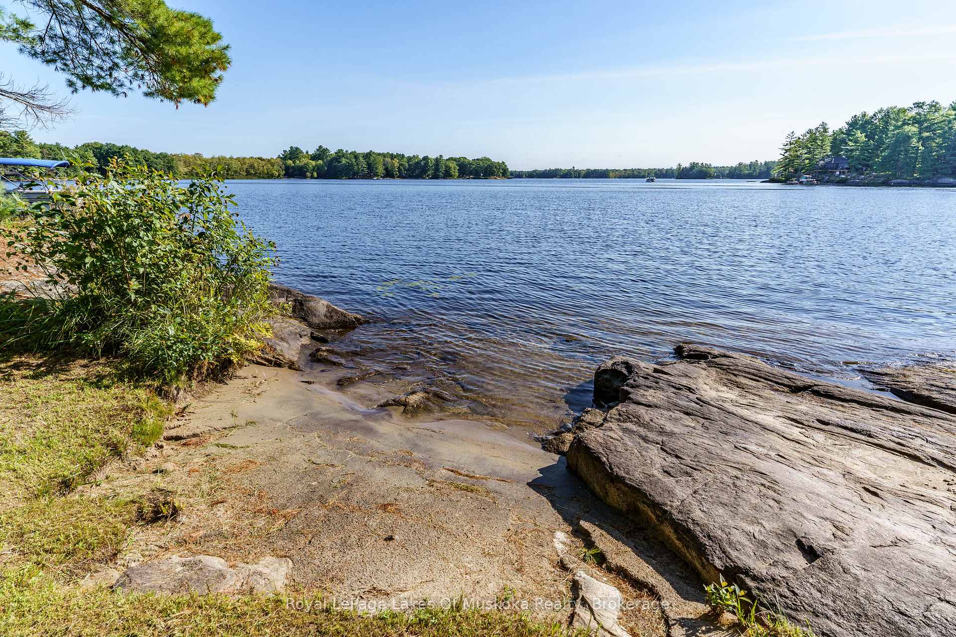 Photo 4 of 27 Island 2ml, Gravenhurst, Wood (Gravenhurst) — HOMEH