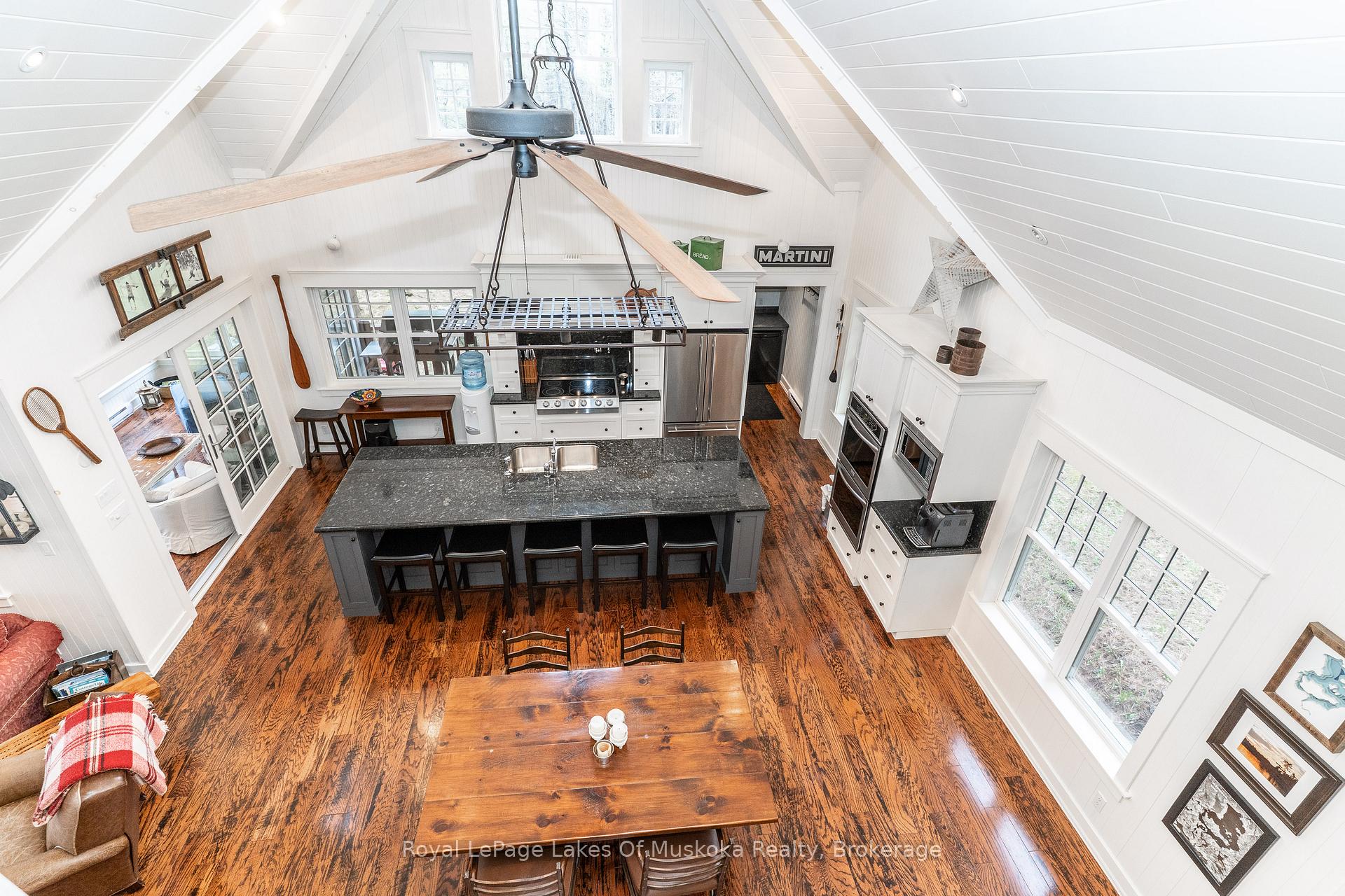 Photo 20 of 27 Island 2ml, Gravenhurst, Wood (Gravenhurst) — HOMEH