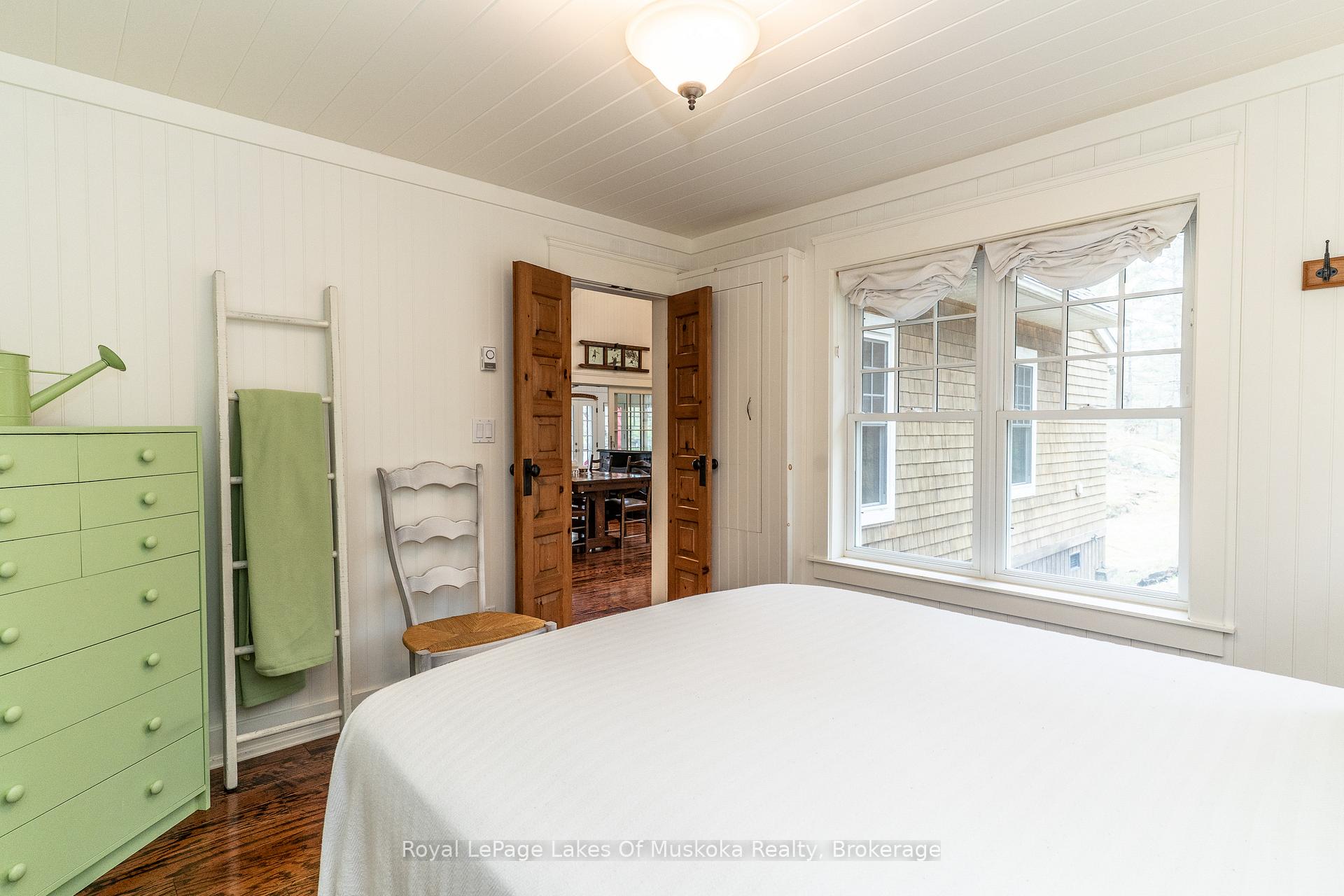 Photo 21 of 27 Island 2ml, Gravenhurst, Wood (Gravenhurst) — HOMEH