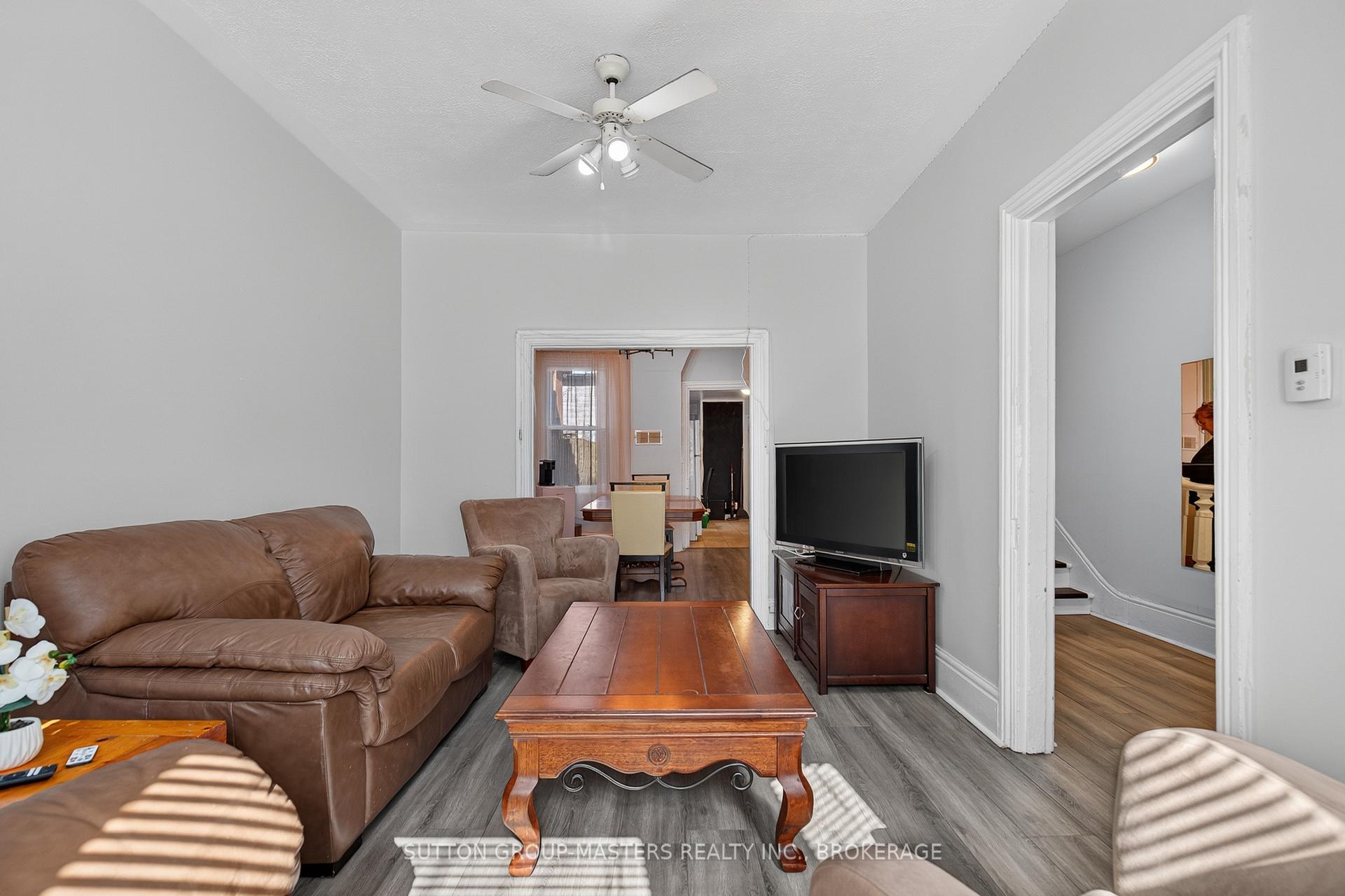 Photo 6 of 378 Barrie Street, Kingston, East of Sir John A. Blvd — HOMEH
