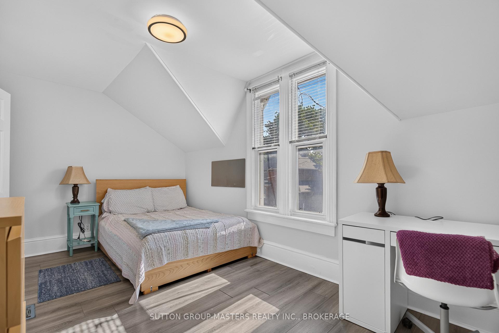Photo 21 of 378 Barrie Street, Kingston, East of Sir John A. Blvd — HOMEH