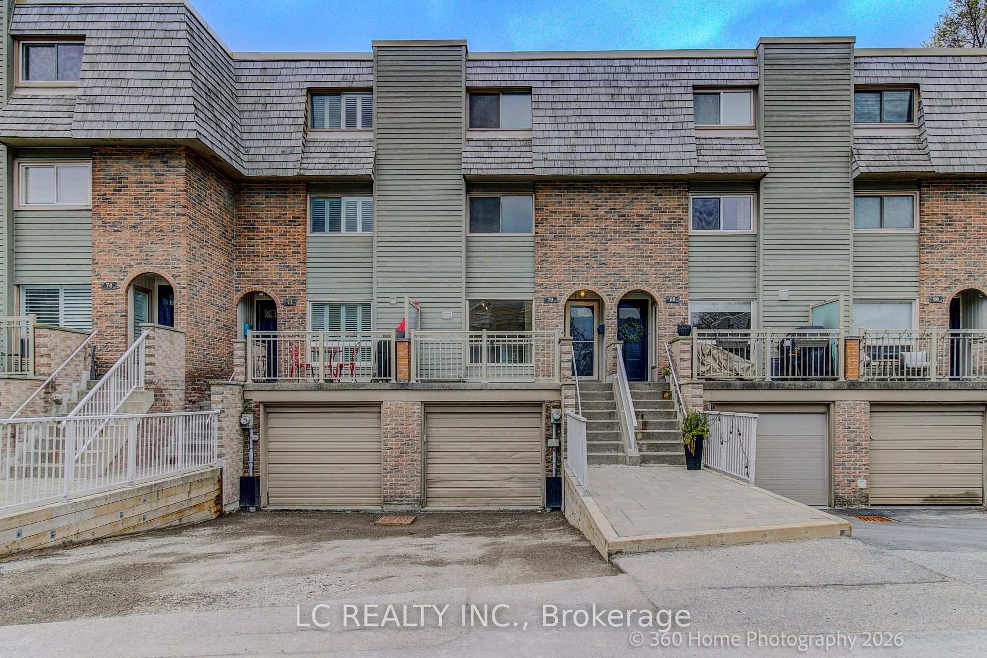 Photo 1 of 70 Dutch myrtle Way, North York, Banbury-Don Mills — HOMEH