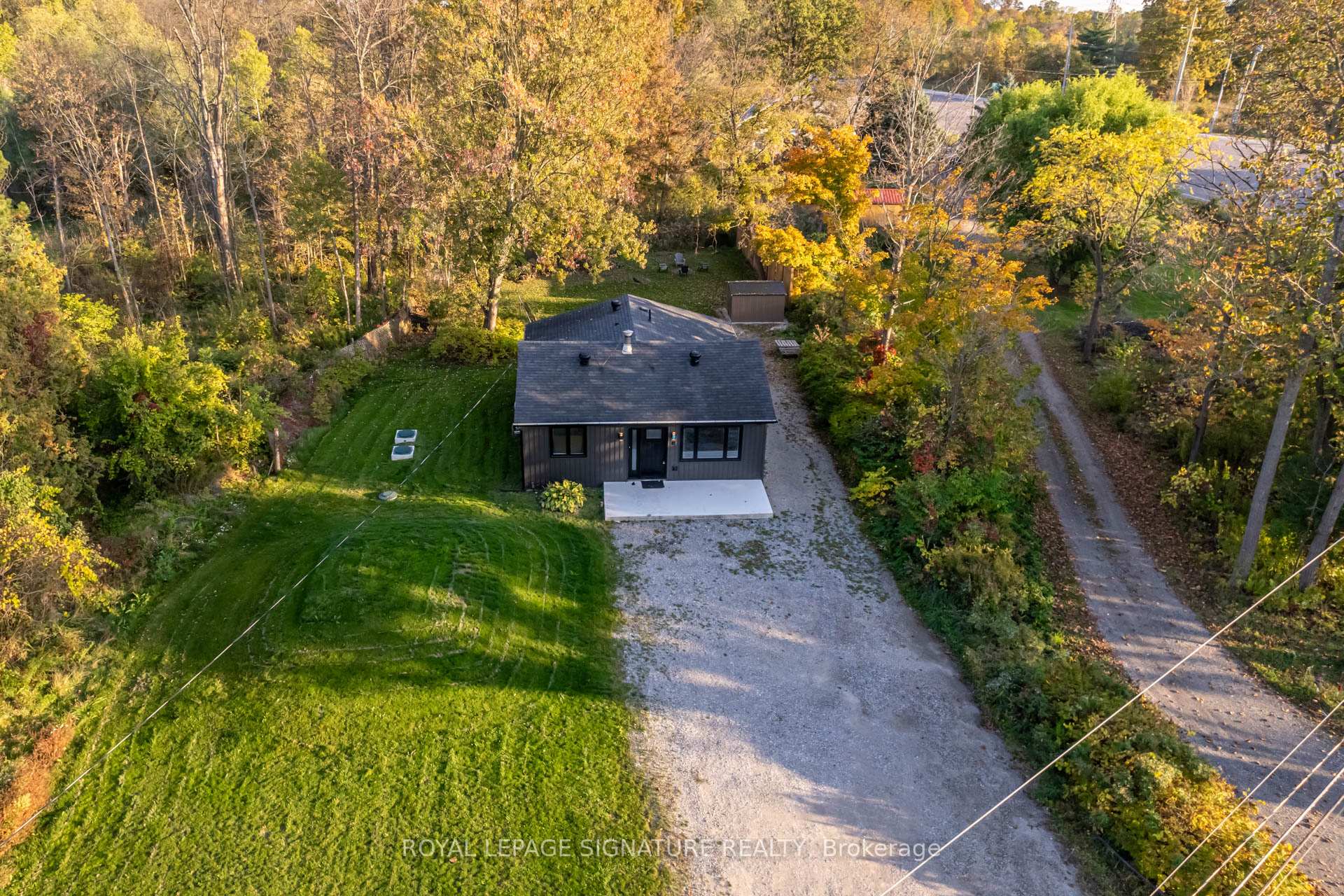 Photo 2 of 8 Mountsberg Road, Hamilton, Rural Flamborough — HOMEH