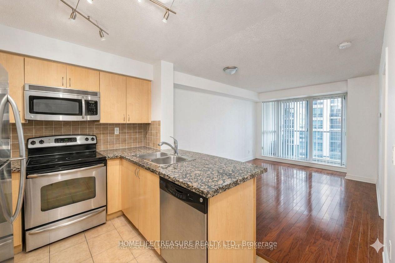 Photo 5 of Unit 905, 5 Michael Power Place, Etobicoke, Islington-City Centre West — HOMEH