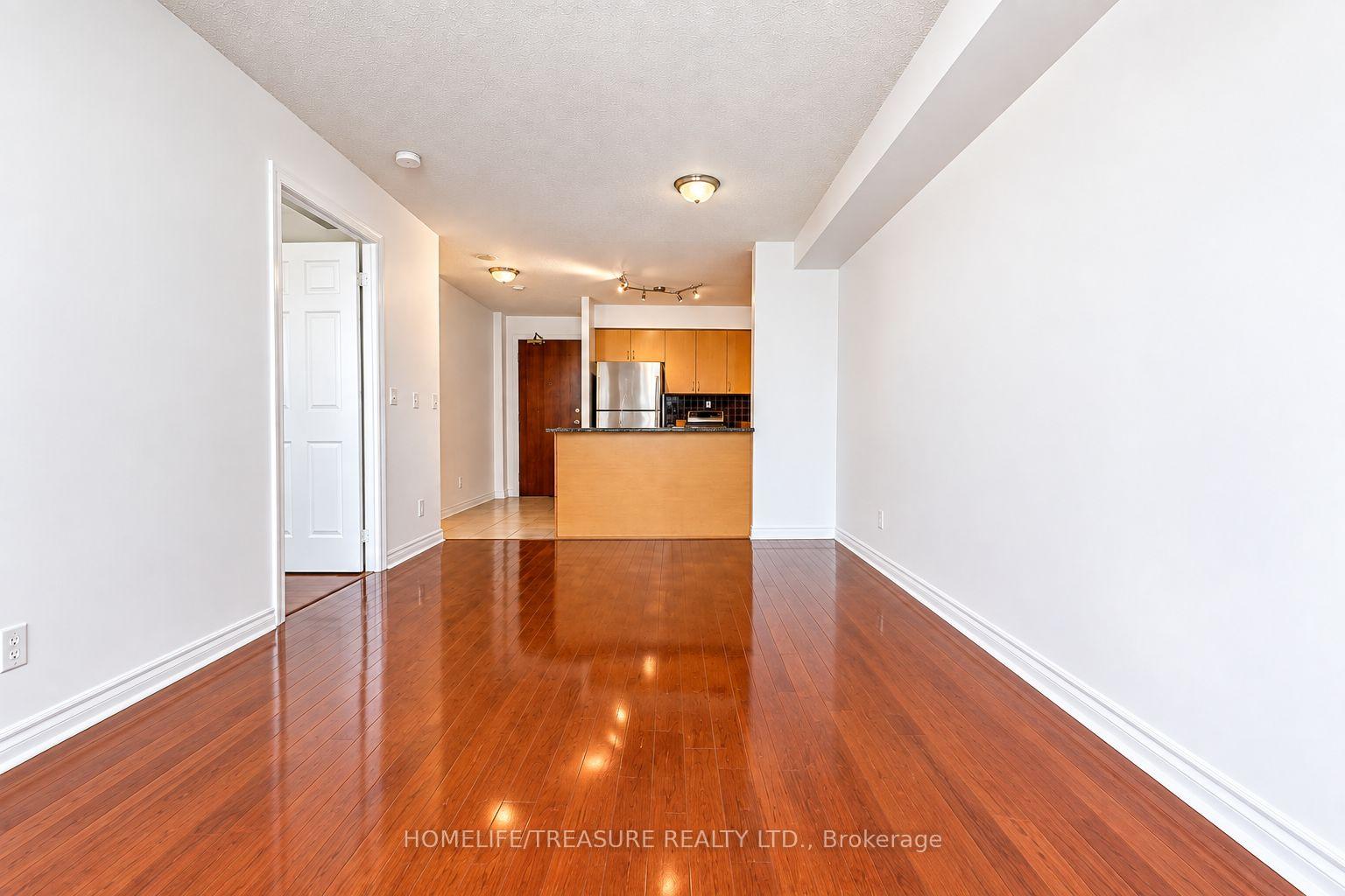 Photo 7 of Unit 905, 5 Michael Power Place, Etobicoke, Islington-City Centre West — HOMEH