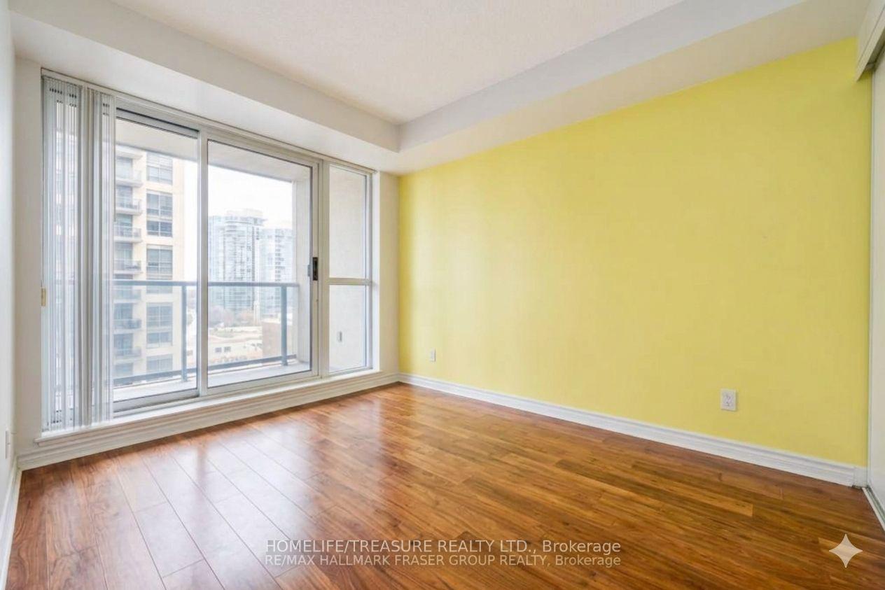 Photo 11 of Unit 905, 5 Michael Power Place, Etobicoke, Islington-City Centre West — HOMEH