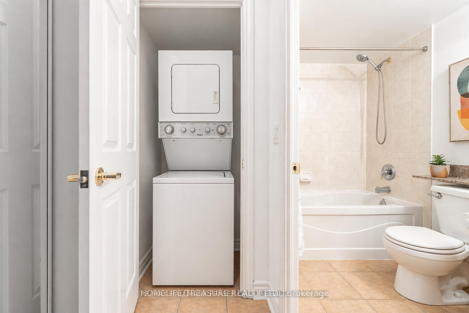 Photo 13 of Unit 905, 5 Michael Power Place, Etobicoke, Islington-City Centre West — HOMEH