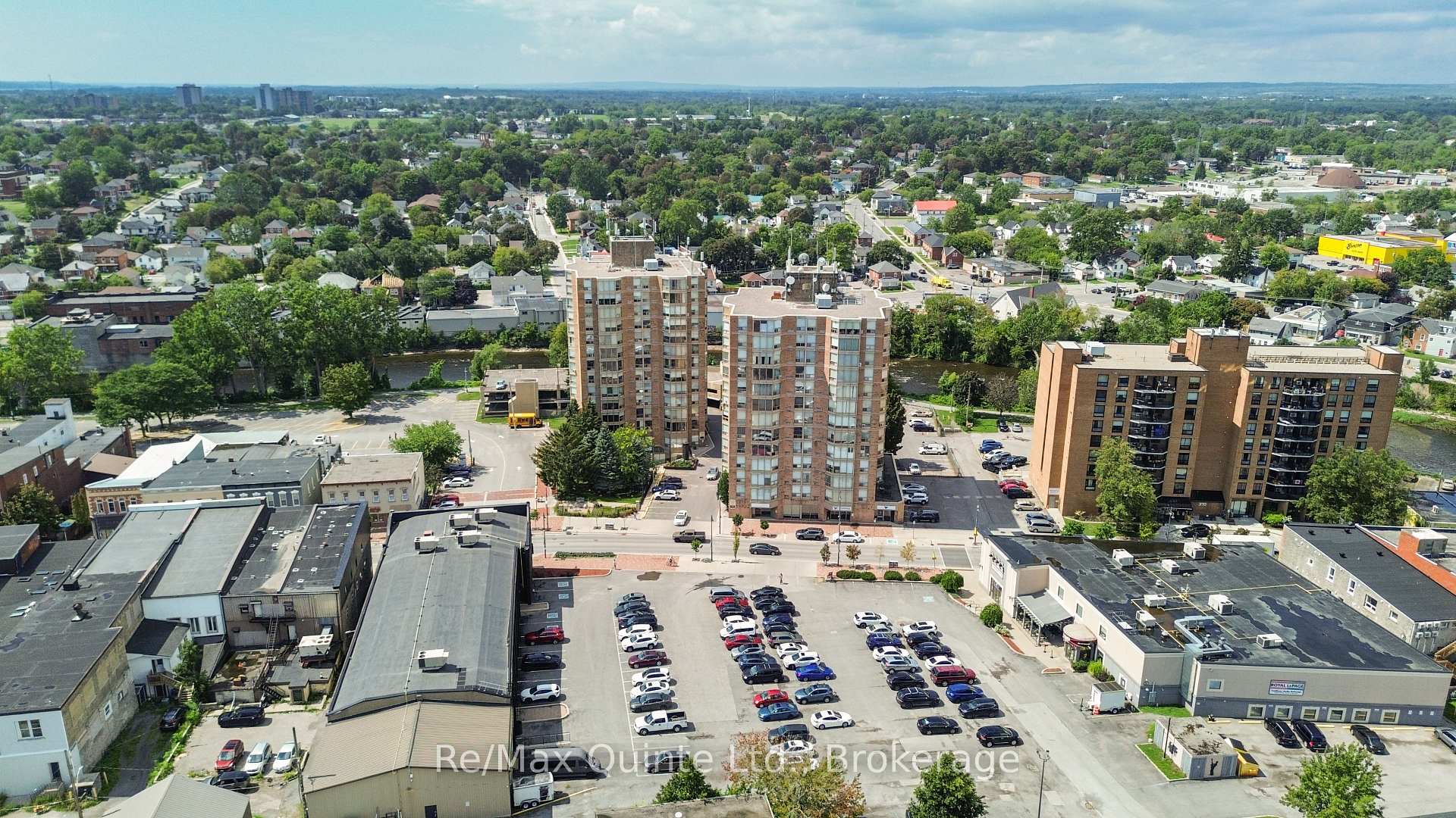 Photo 4 of Unit 803, 350 Front Street, Belleville, Belleville Ward — HOMEH