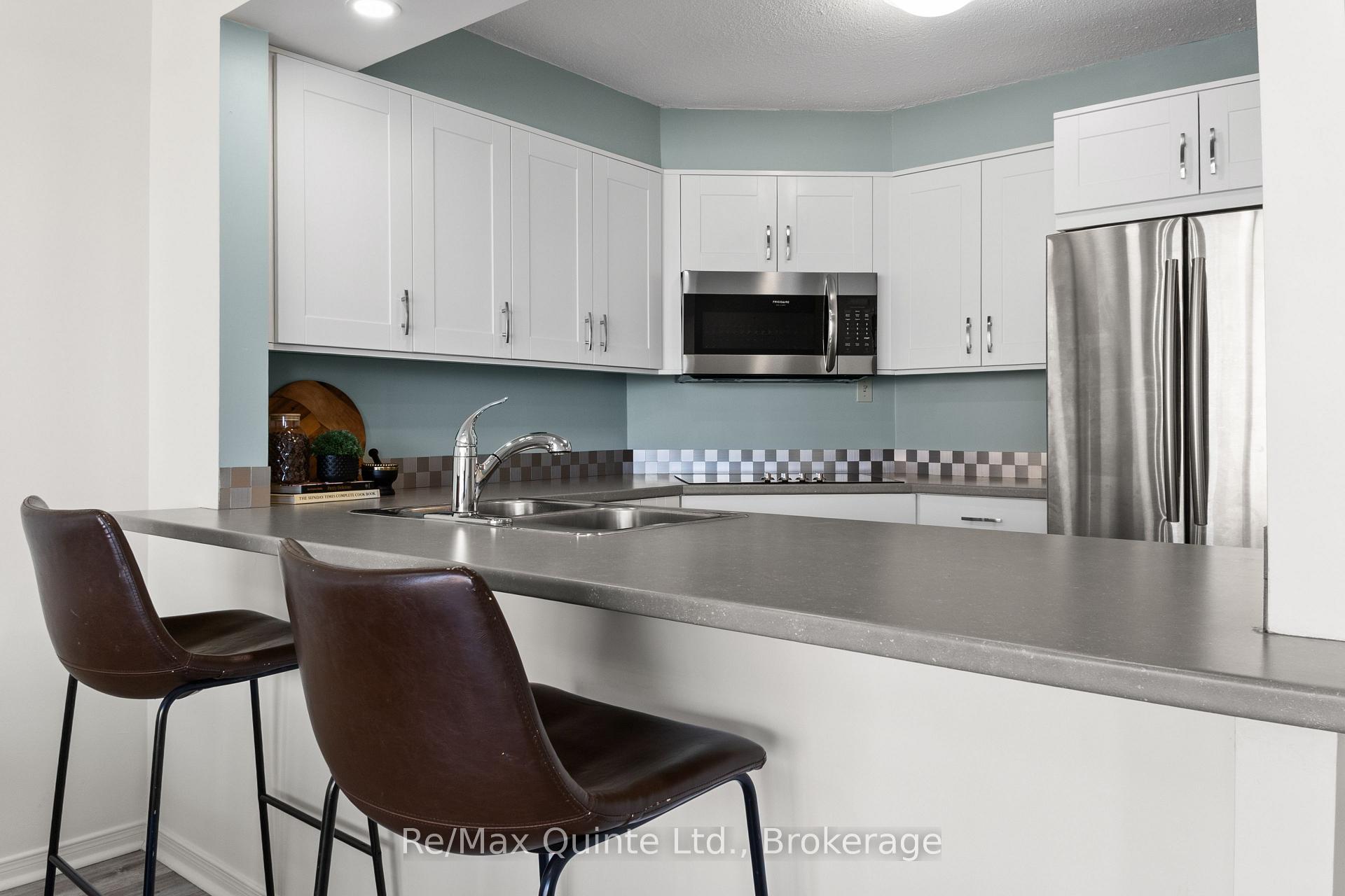 Photo 16 of Unit 803, 350 Front Street, Belleville, Belleville Ward — HOMEH