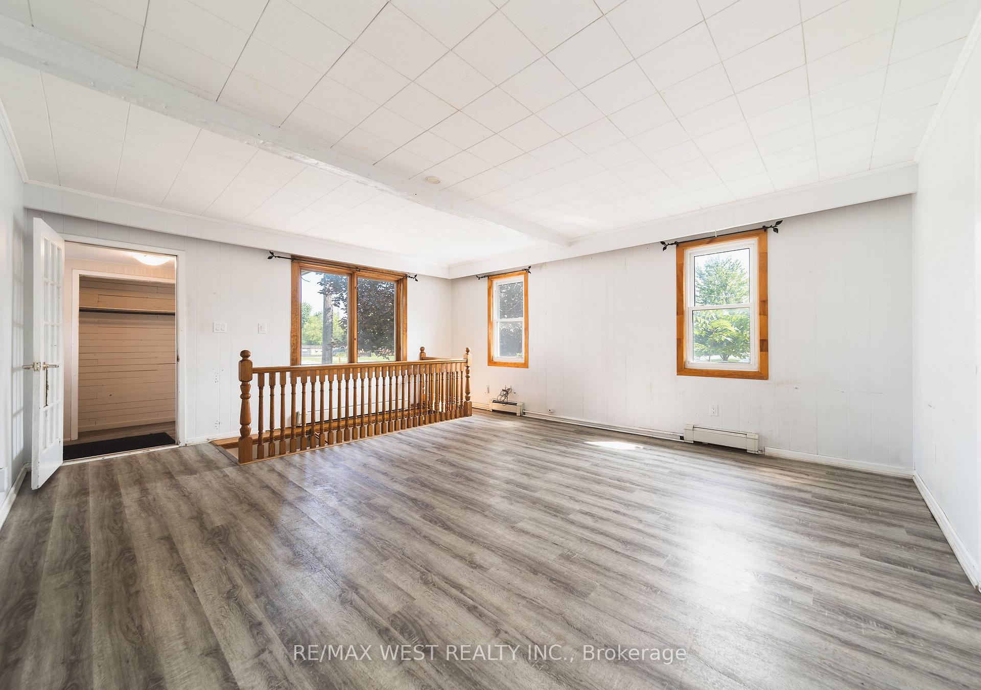 Photo 7 of 7826 Yonge Street, Innisfil, Stroud — HOMEH