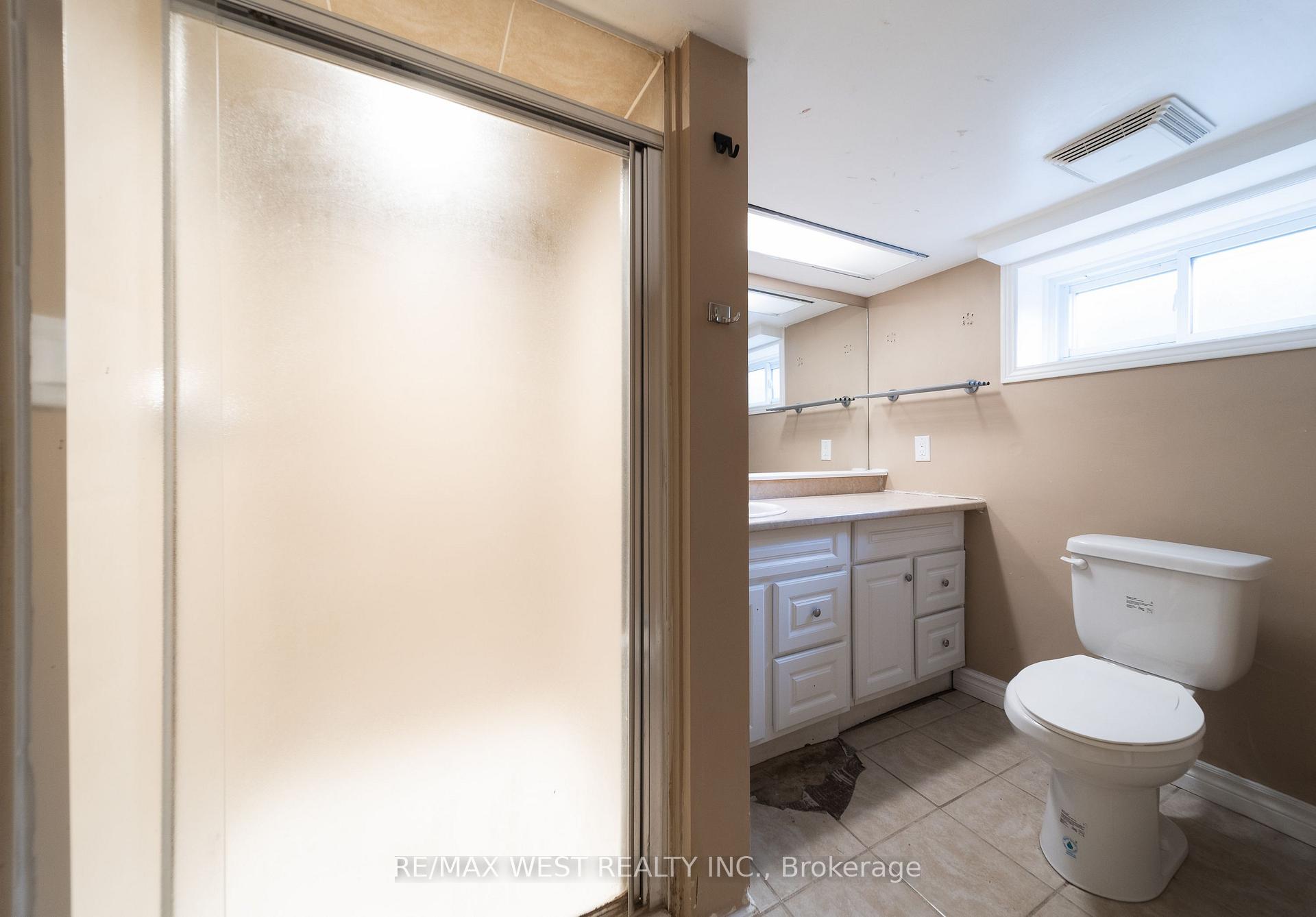 Photo 18 of 7826 Yonge Street, Innisfil, Stroud — HOMEH