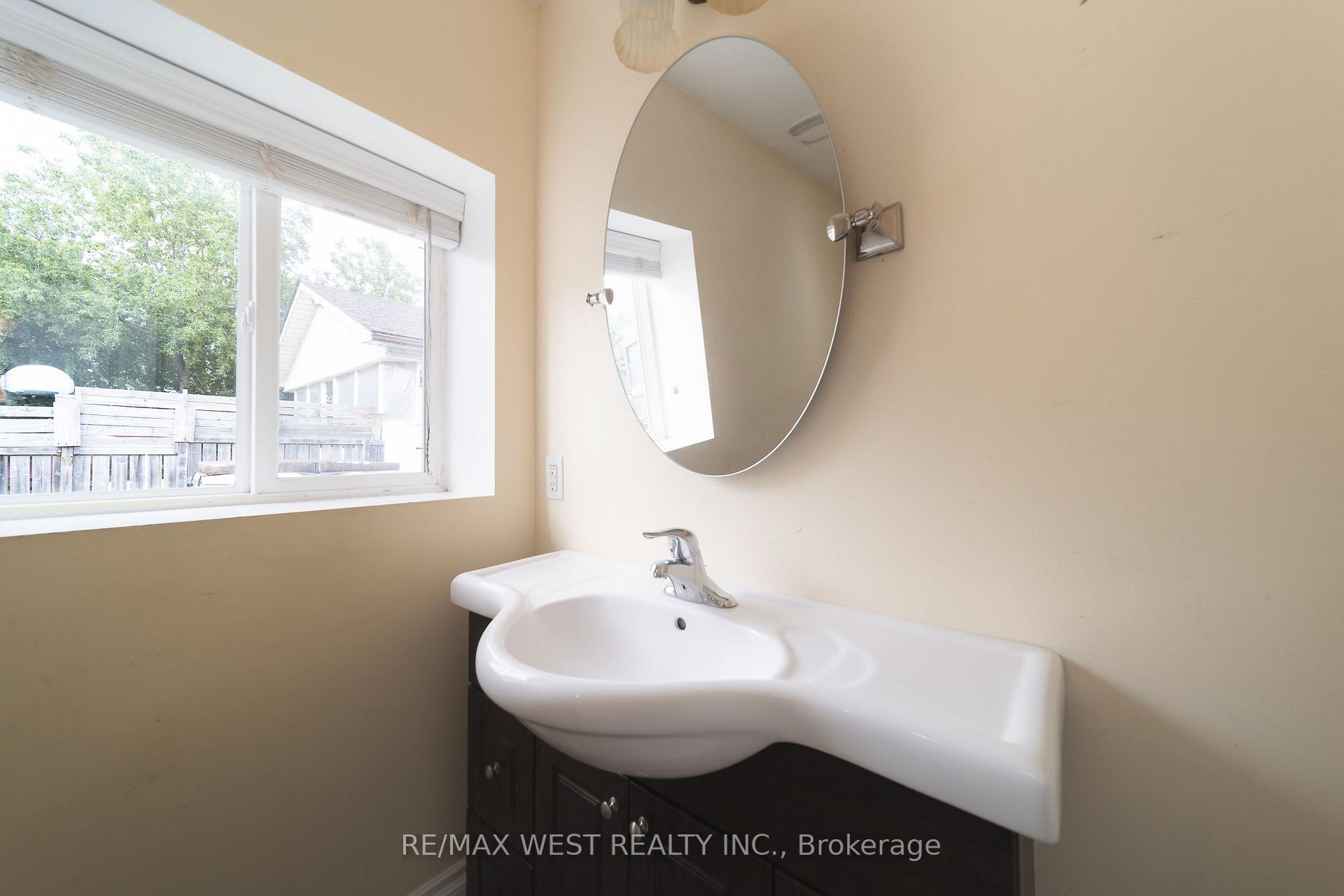 Photo 27 of 7826 Yonge Street, Innisfil, Stroud — HOMEH