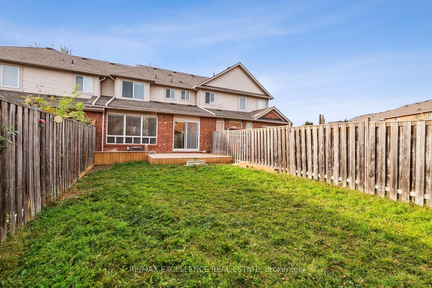 Photo 14 of 2406 Baintree Crescent, Oakville, Westmount — HOMEH