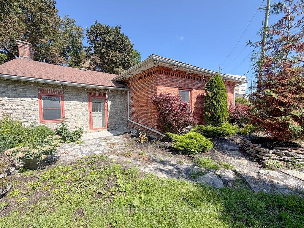 Photo 2 of 6 Willard Street, Belleville, Belleville Ward — HOMEH