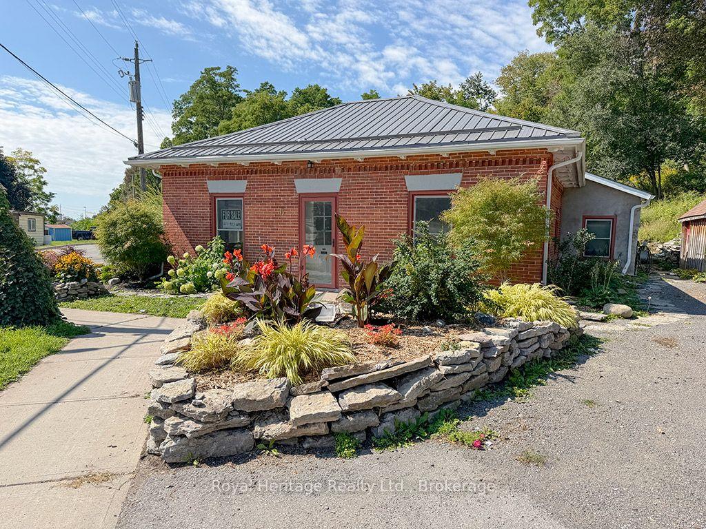 Photo 3 of 6 Willard Street, Belleville, Belleville Ward — HOMEH