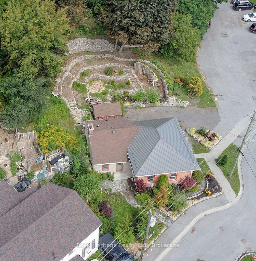 Photo 46 of 6 Willard Street, Belleville, Belleville Ward — HOMEH