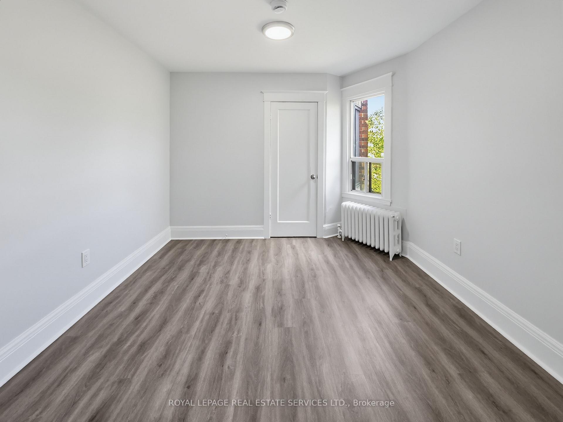 Photo 6 of Unit 4, 8 Ottawa Street N, Hamilton, Crown Point — HOMEH
