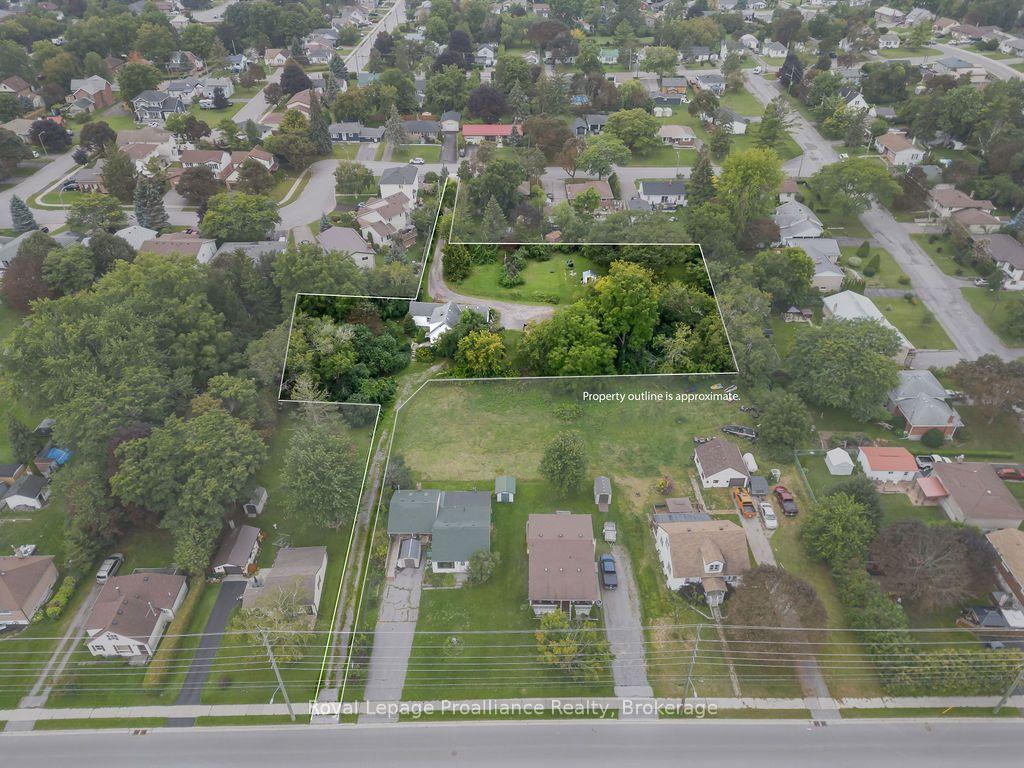 Photo 4 of 294 Moira Street E, Belleville, Belleville Ward — HOMEH