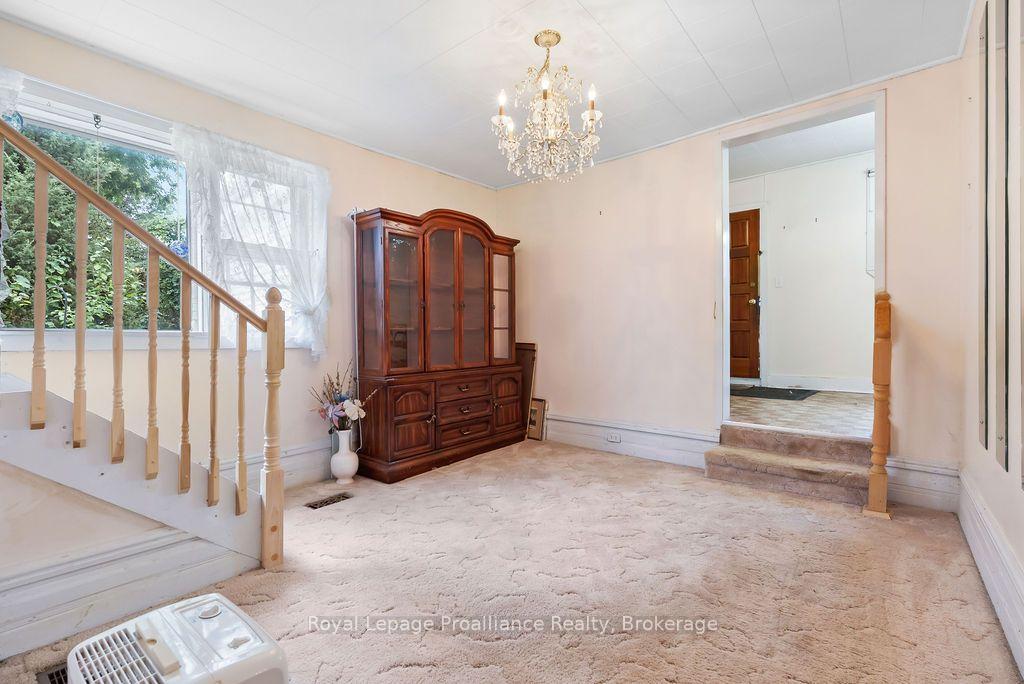 Photo 20 of 294 Moira Street E, Belleville, Belleville Ward — HOMEH