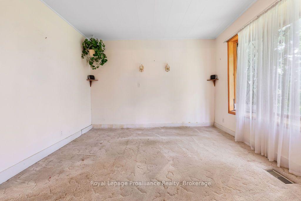Photo 23 of 294 Moira Street E, Belleville, Belleville Ward — HOMEH