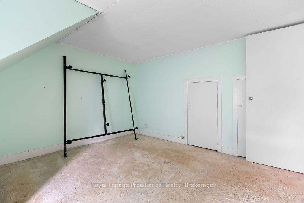 Photo 31 of 294 Moira Street E, Belleville, Belleville Ward — HOMEH