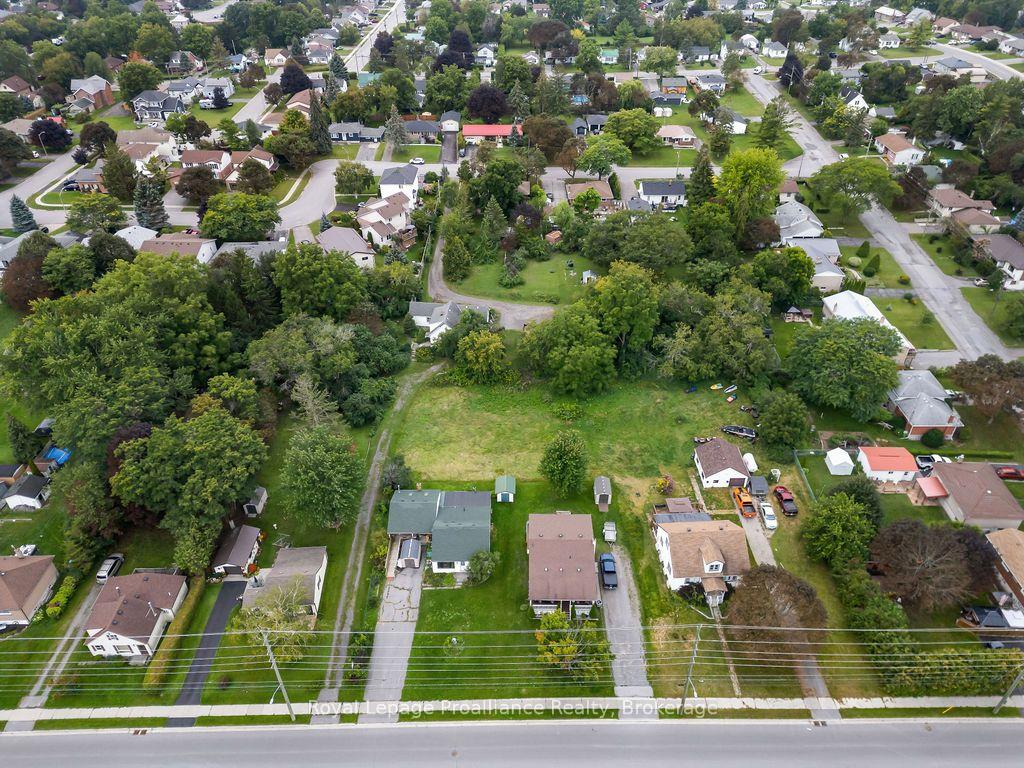 Photo 35 of 294 Moira Street E, Belleville, Belleville Ward — HOMEH