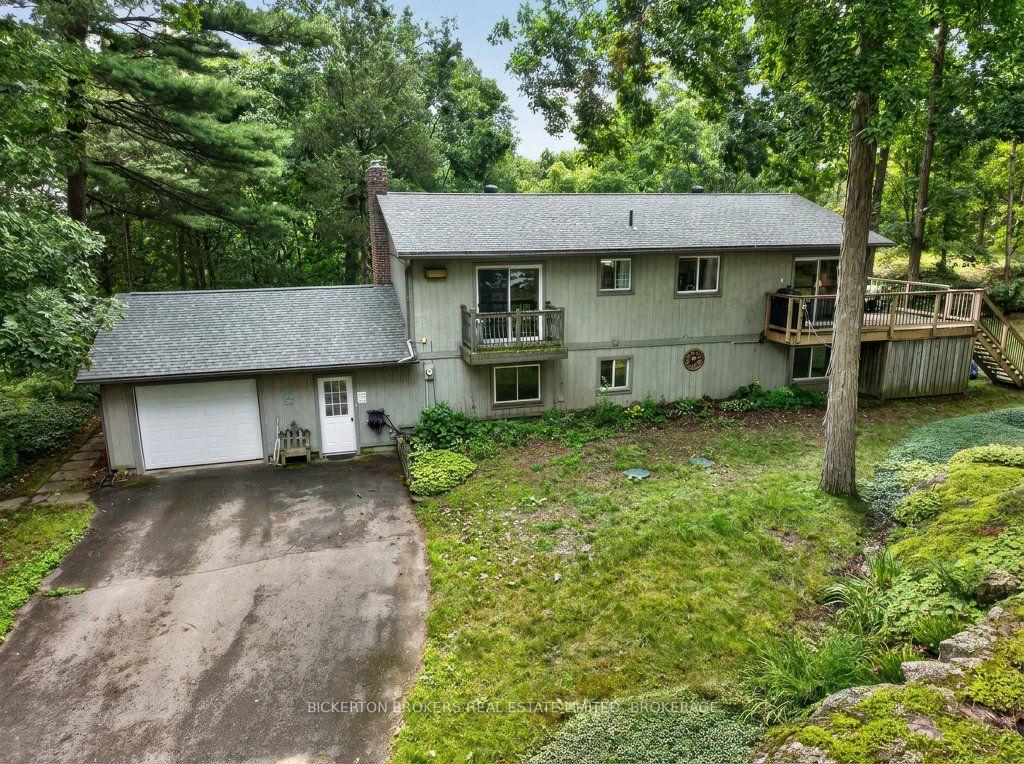 Photo of 237 Old River Road