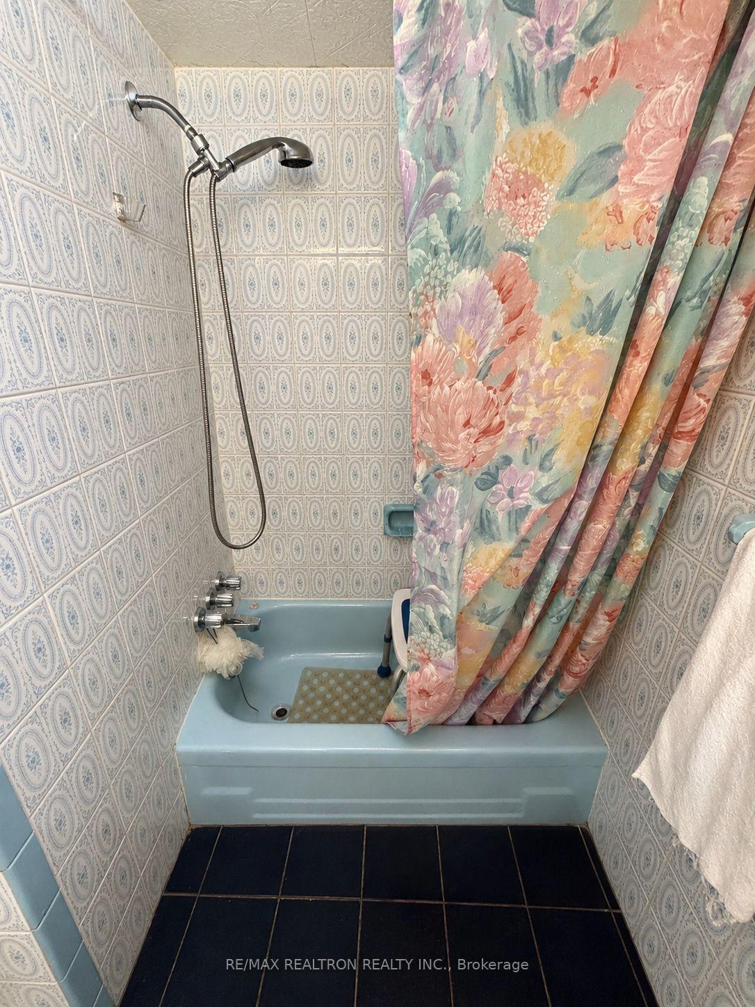 Photo 15 of 442 Northcliffe Boulevard, Toronto, Oakwood Village — HOMEH