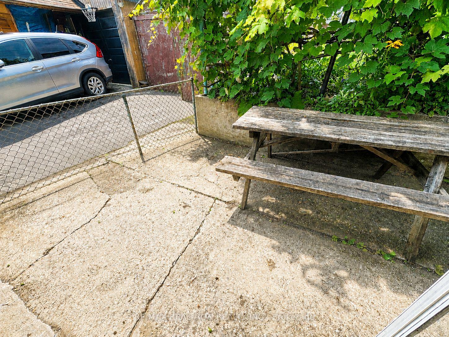 Photo 26 of 442 Northcliffe Boulevard, Toronto, Oakwood Village — HOMEH