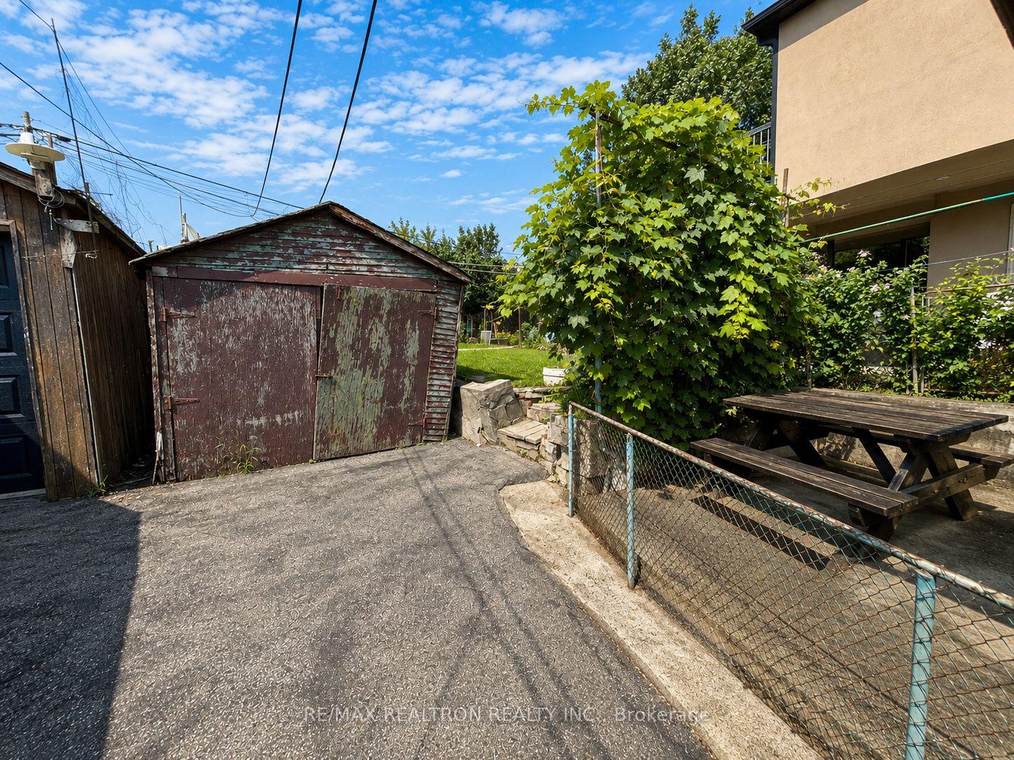 Photo 30 of 442 Northcliffe Boulevard, Toronto, Oakwood Village — HOMEH