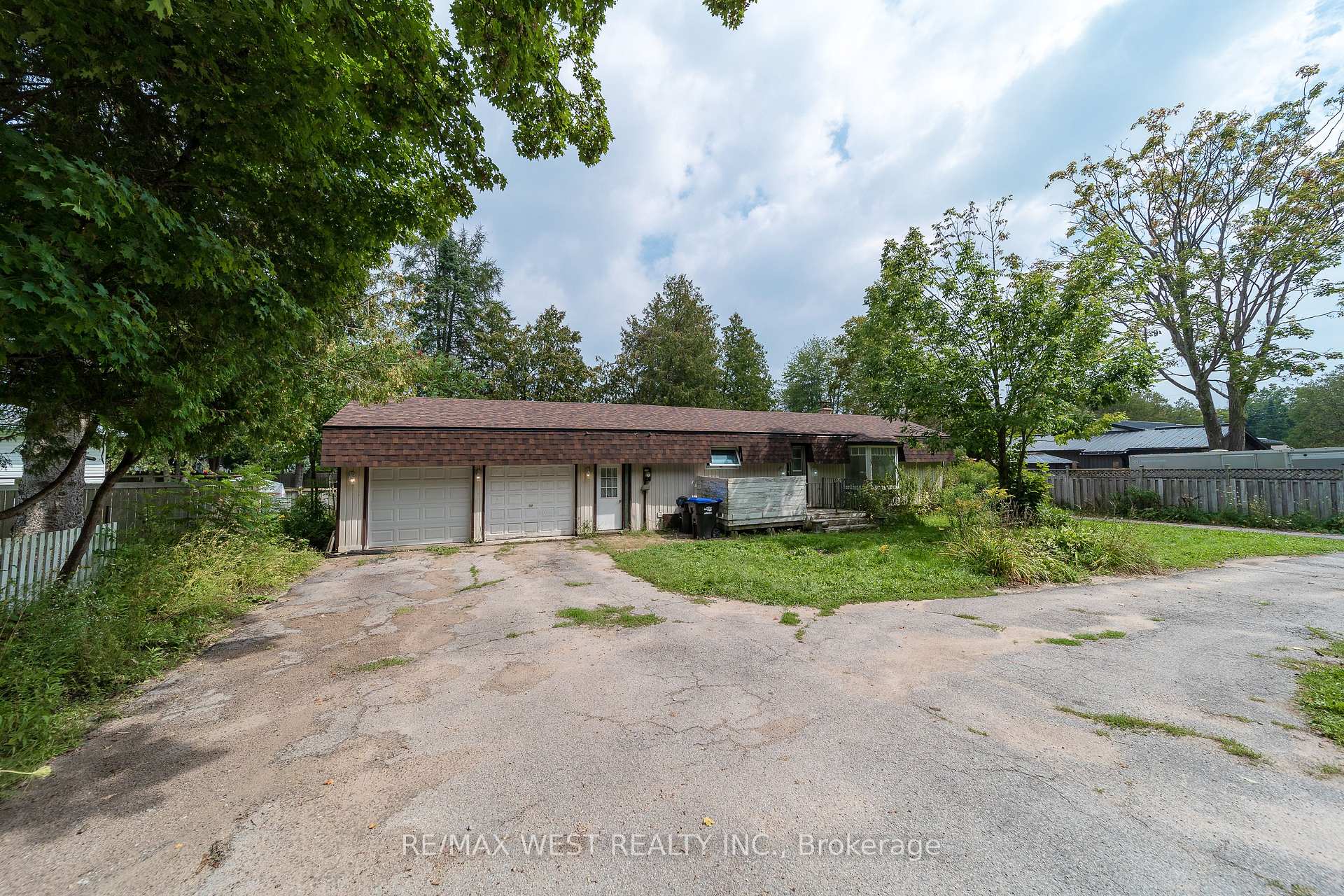 Photo 26 of 2801 25 Side Road, Innisfil, Rural Innisfil — HOMEH