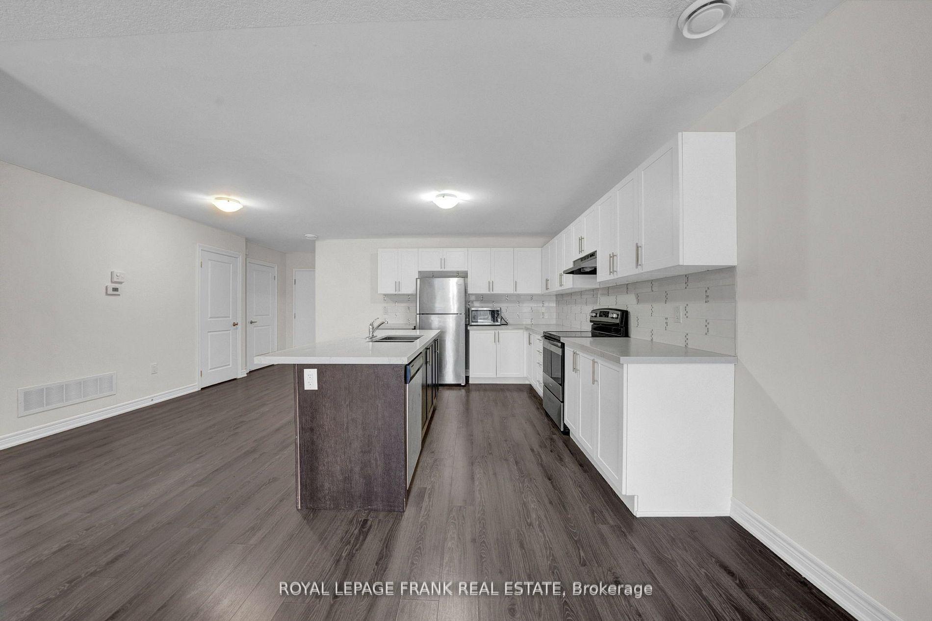 Photo 9 of 402 Olive Avenue, Oshawa, Central — HOMEH