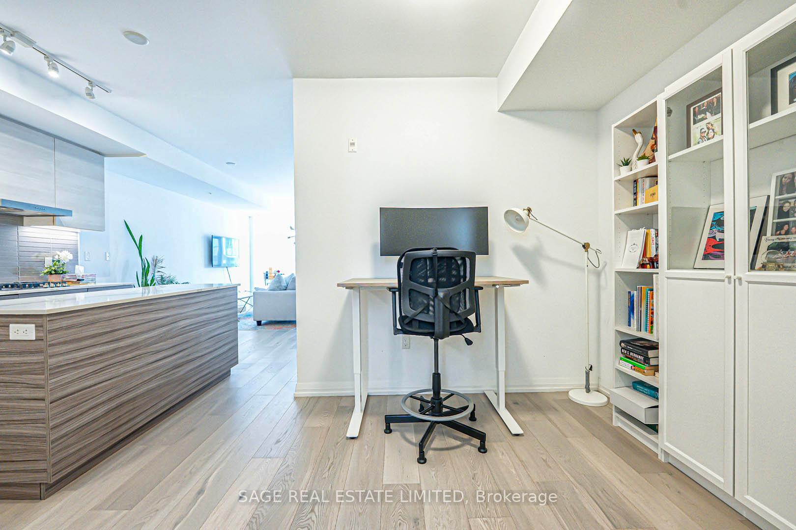 Photo 9 of Unit 406, 835 St Clair Avenue W, Toronto, Wychwood — HOMEH