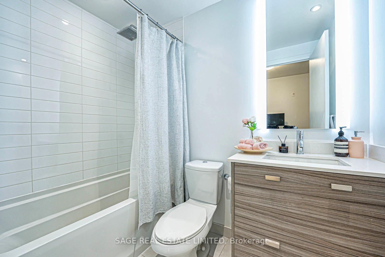 Photo 10 of Unit 406, 835 St Clair Avenue W, Toronto, Wychwood — HOMEH