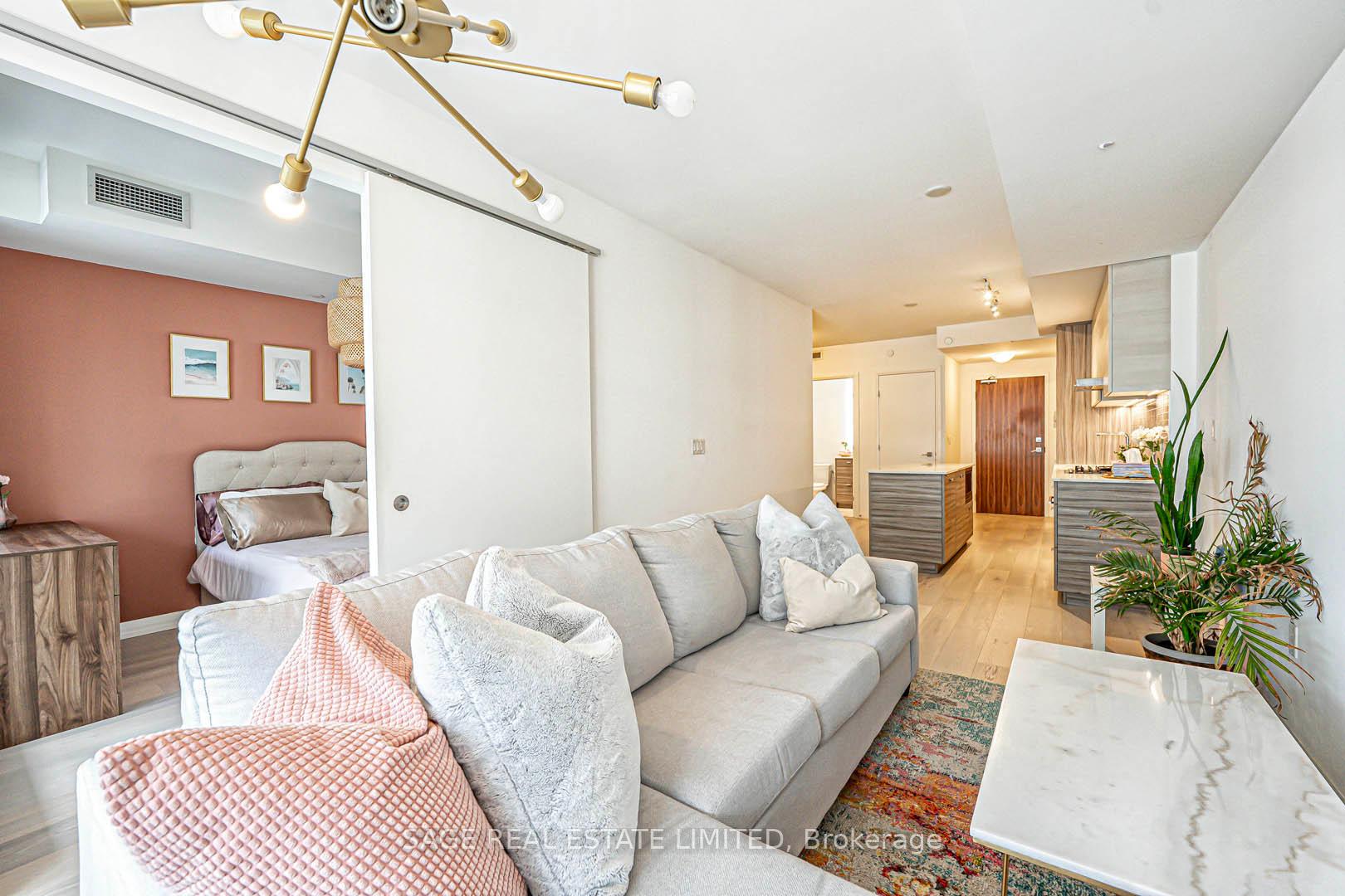 Photo 14 of Unit 406, 835 St Clair Avenue W, Toronto, Wychwood — HOMEH