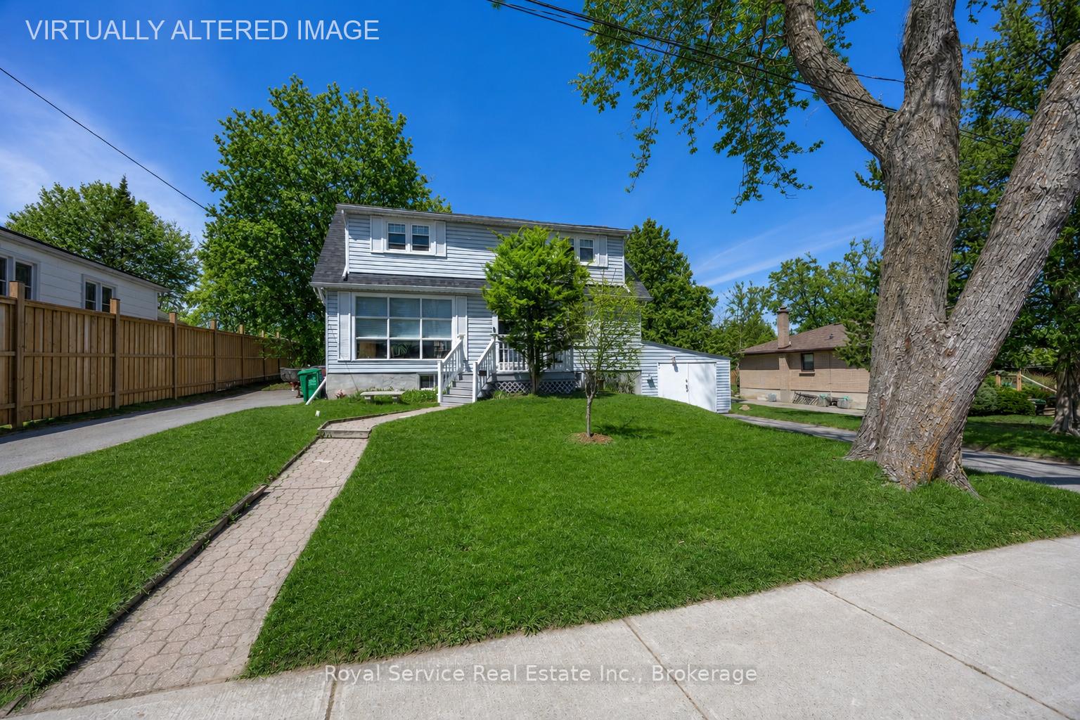 Photo 4 of 210 Shelbourne Street, Peterborough, Northcrest Ward 5 — HOMEH