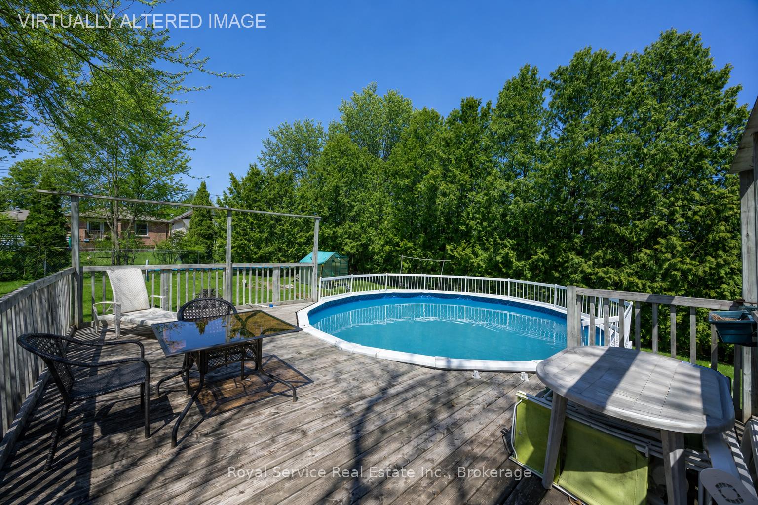 Photo 5 of 210 Shelbourne Street, Peterborough, Northcrest Ward 5 — HOMEH
