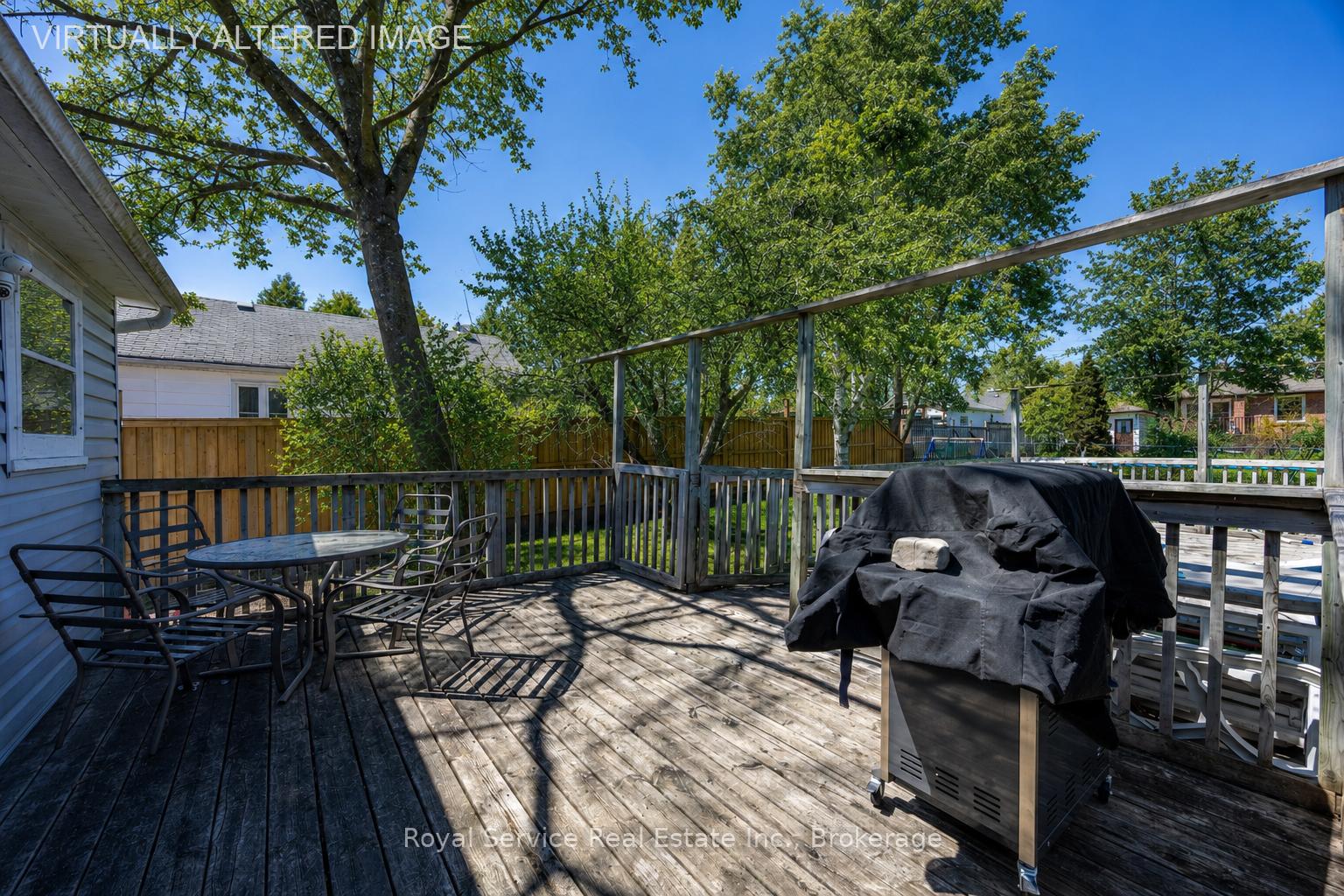 Photo 6 of 210 Shelbourne Street, Peterborough, Northcrest Ward 5 — HOMEH