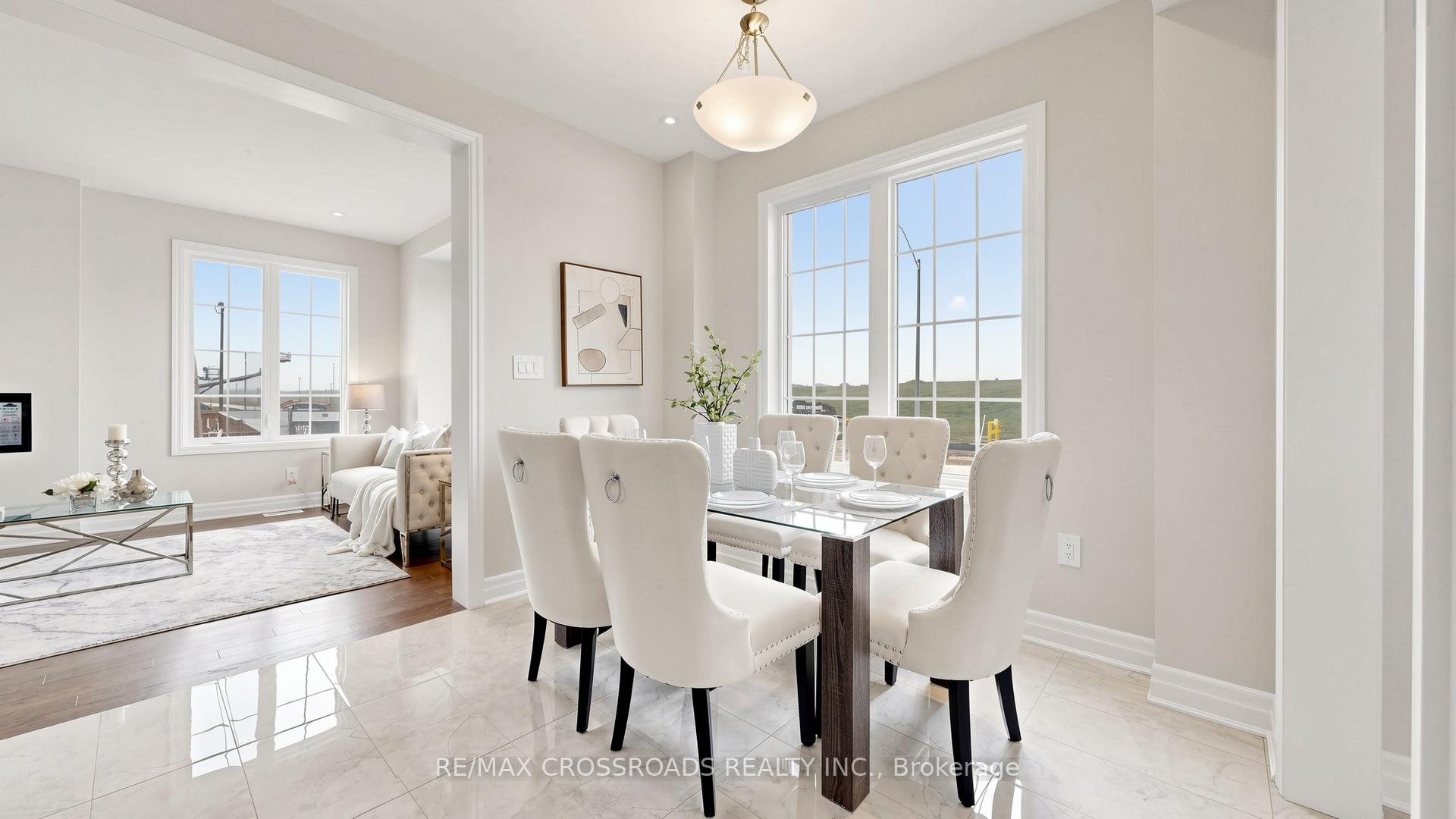 Photo 14 of 347 Berczy Green Drive, Markham, Rural Markham — HOMEH