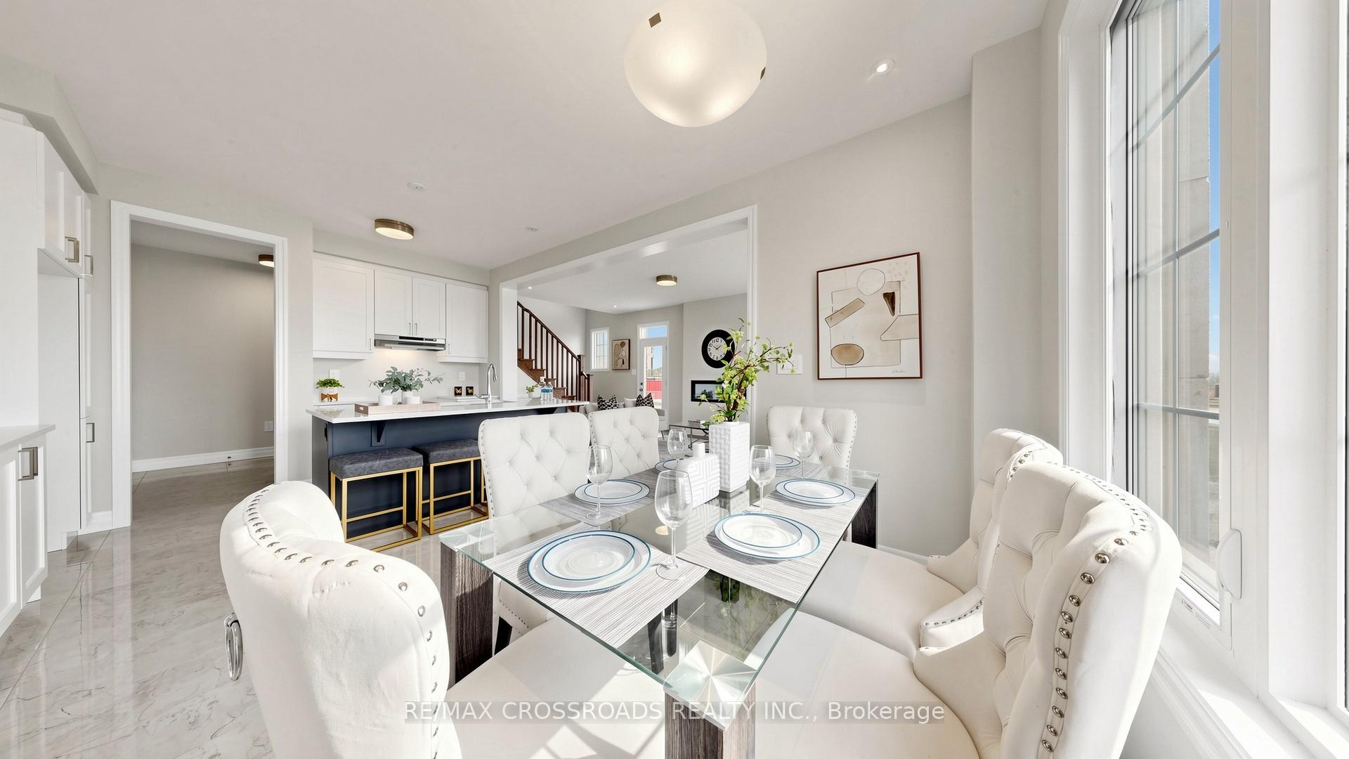 Photo 15 of 347 Berczy Green Drive, Markham, Rural Markham — HOMEH