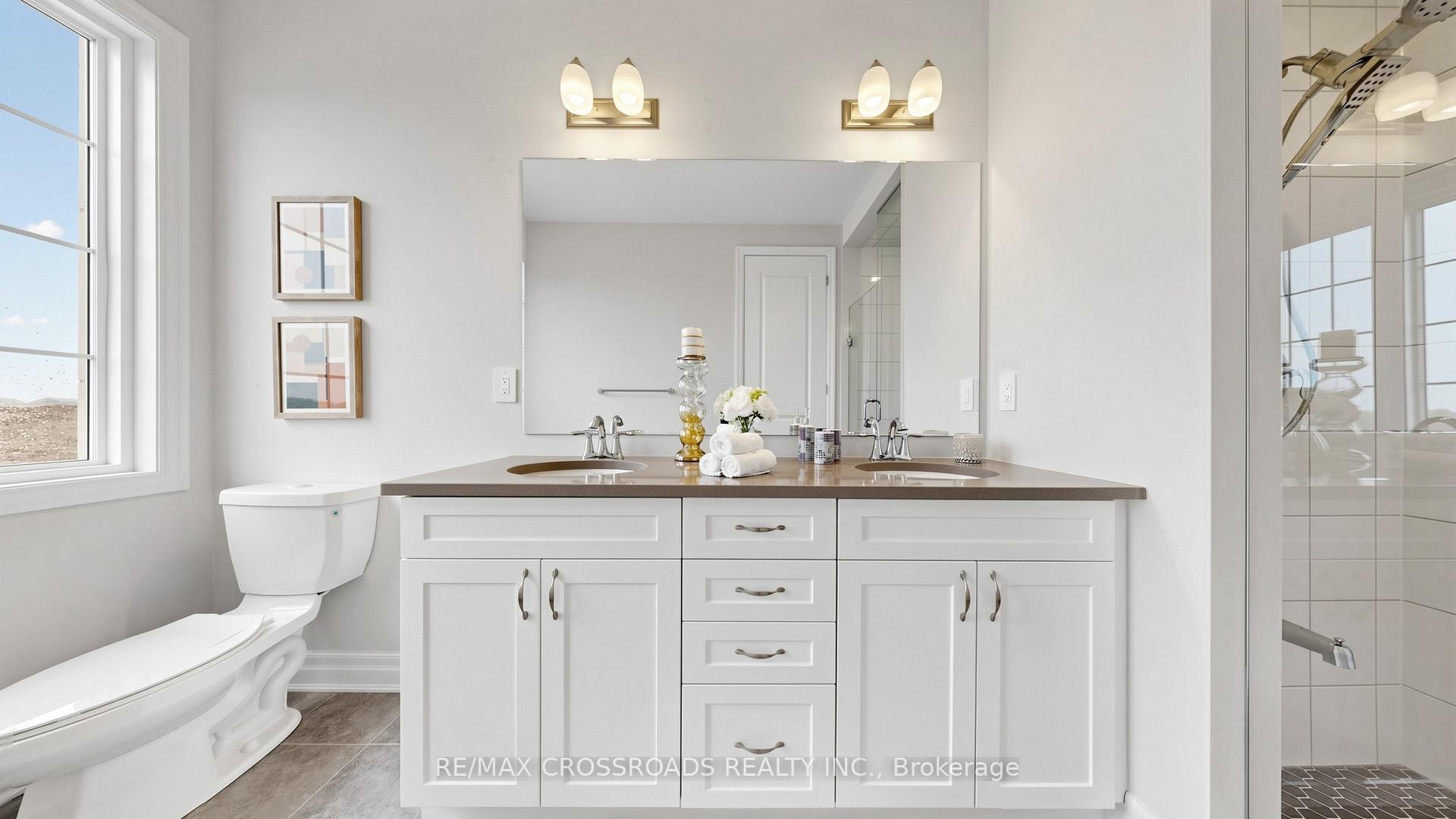 Photo 20 of 347 Berczy Green Drive, Markham, Rural Markham — HOMEH