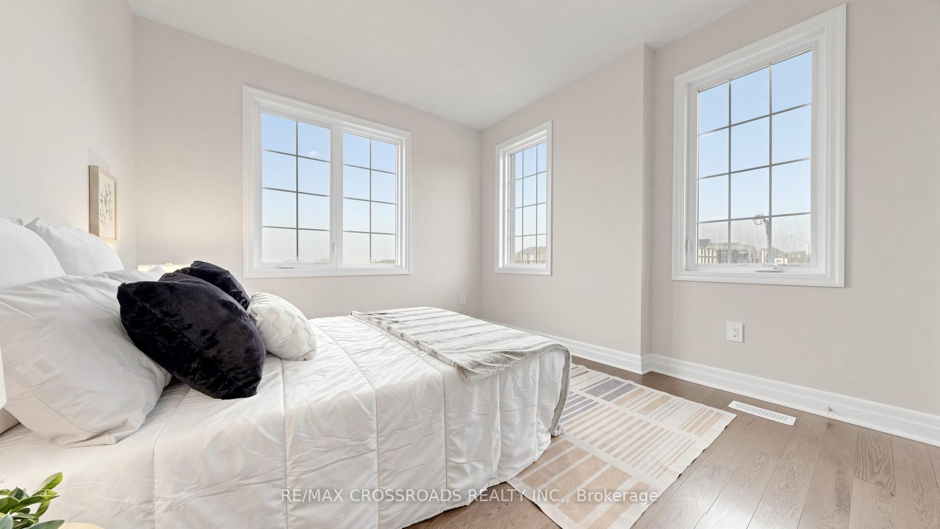 Photo 29 of 347 Berczy Green Drive, Markham, Rural Markham — HOMEH