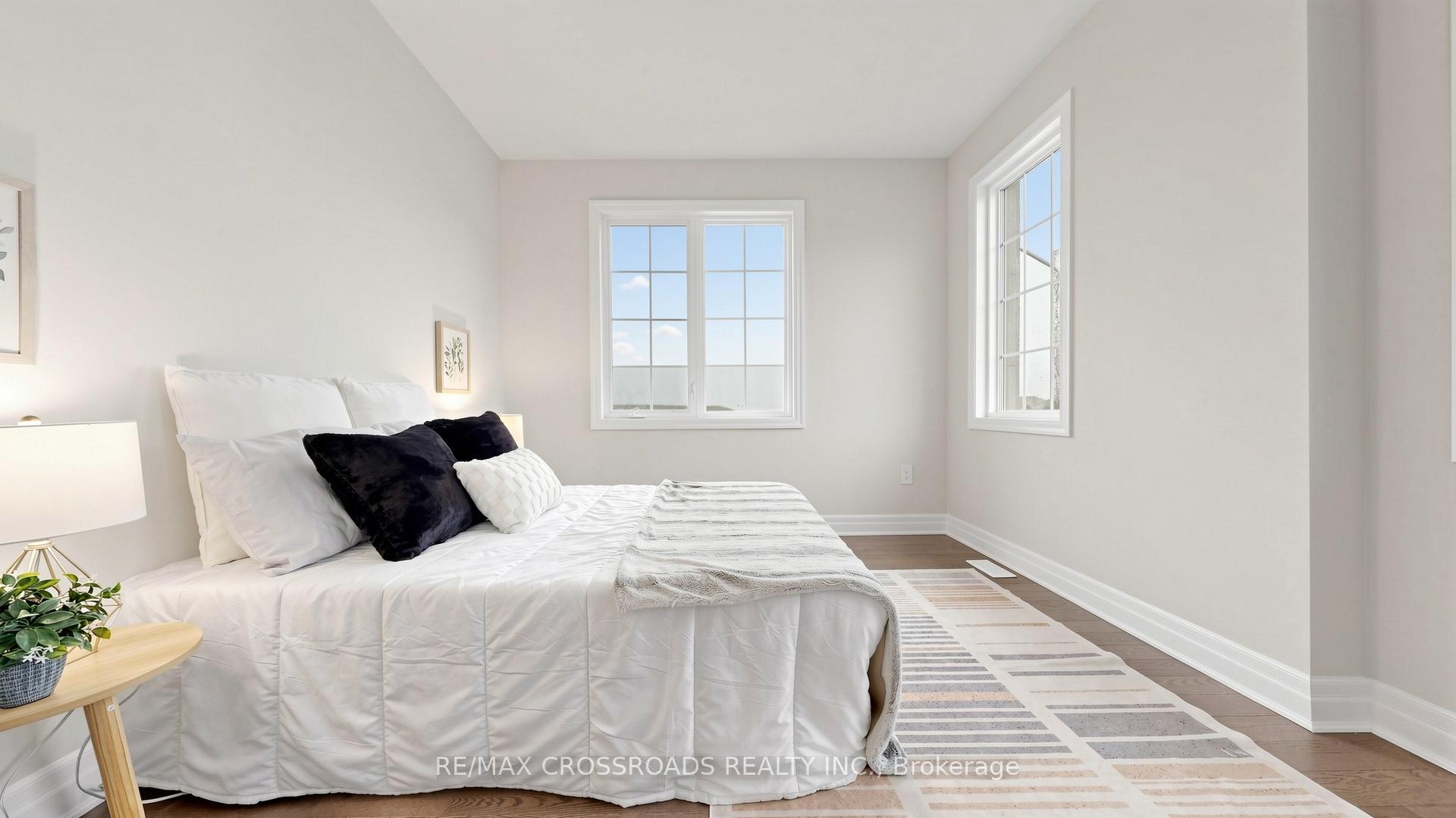 Photo 30 of 347 Berczy Green Drive, Markham, Rural Markham — HOMEH