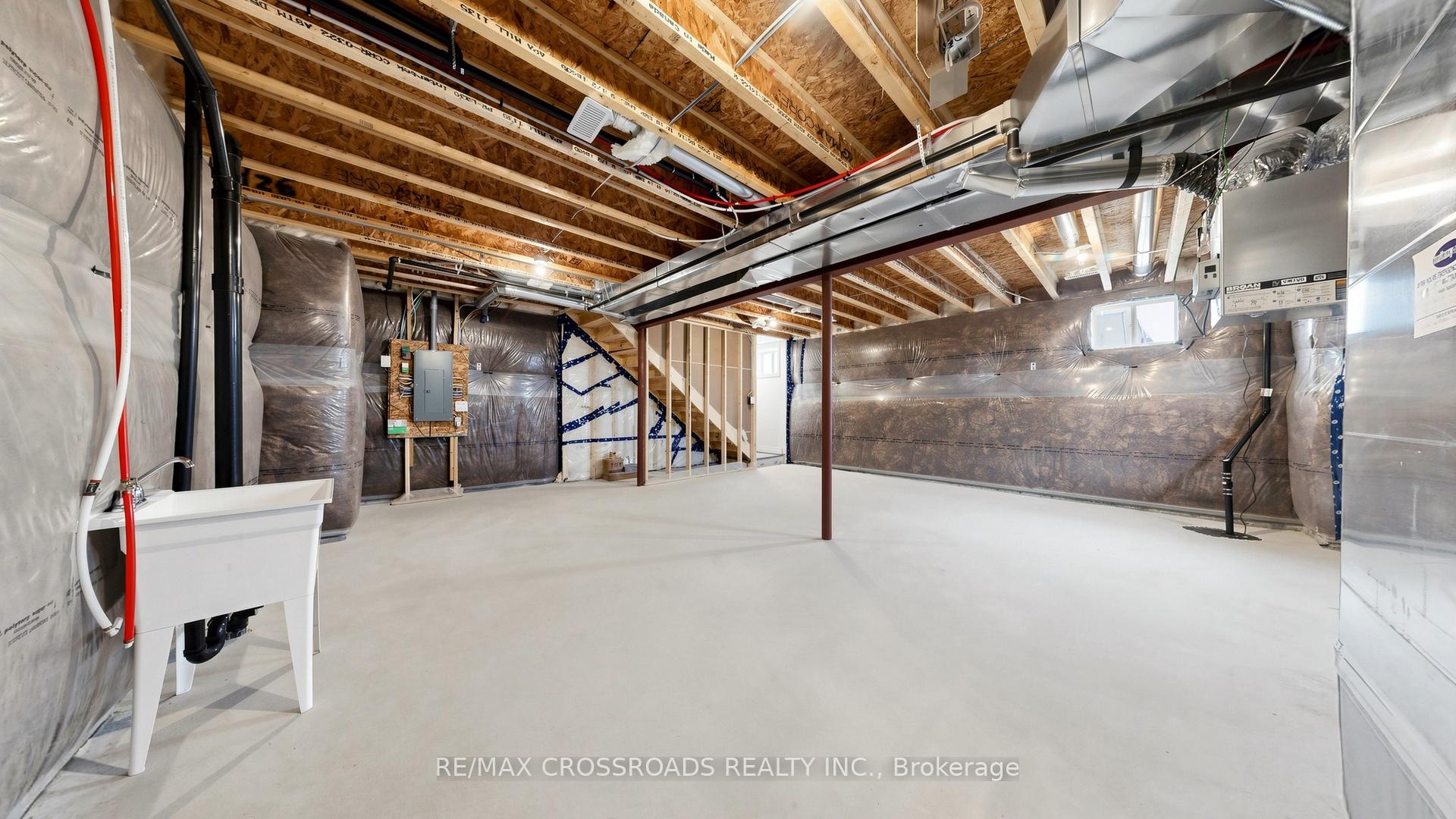 Photo 35 of 347 Berczy Green Drive, Markham, Rural Markham — HOMEH