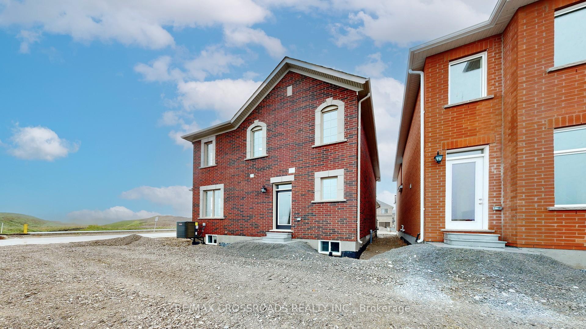 Photo 36 of 347 Berczy Green Drive, Markham, Rural Markham — HOMEH