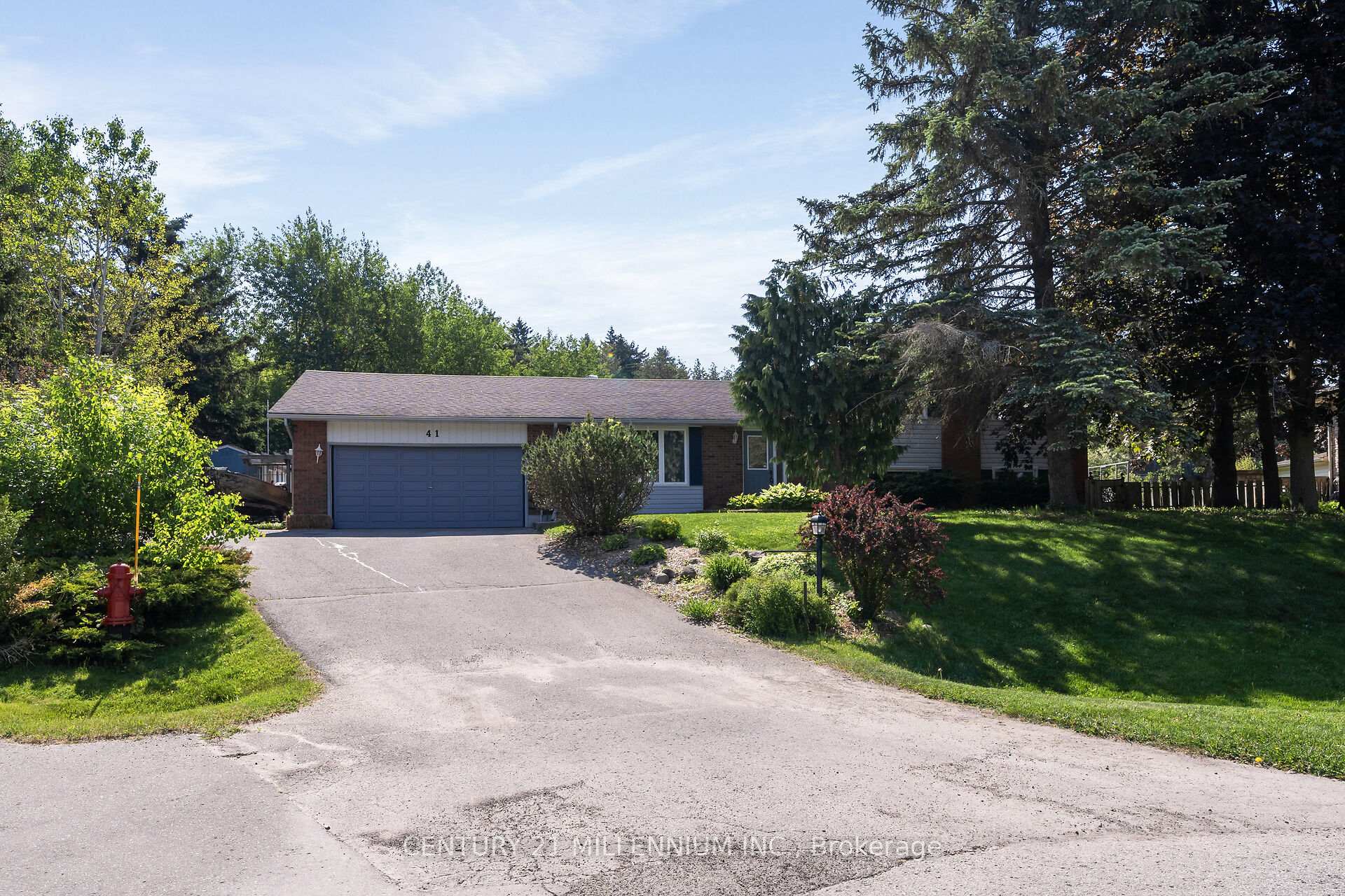 Photo 4 of 41 Douglas Crescent, Erin, Rural Erin — HOMEH
